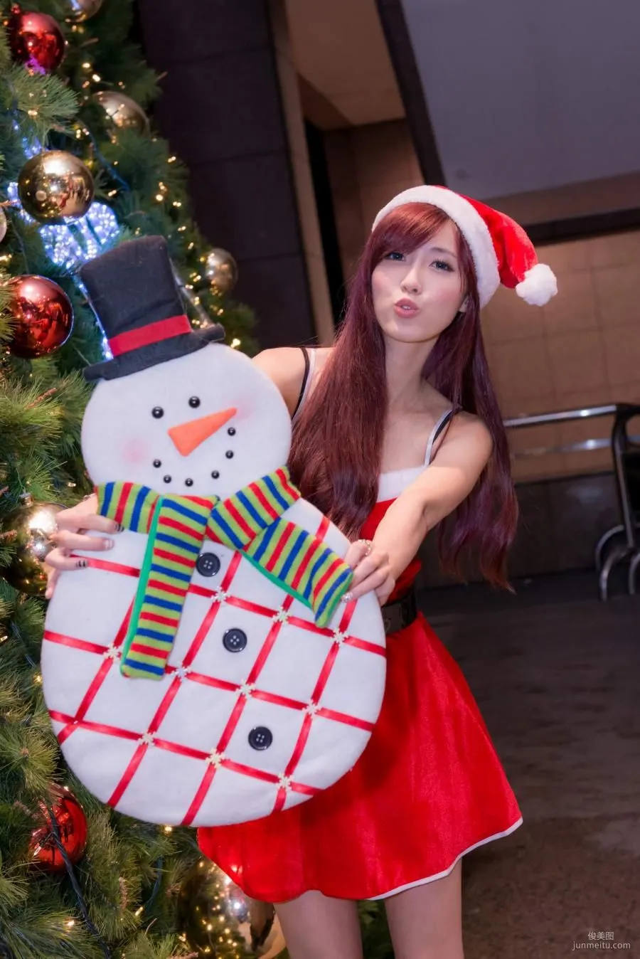 Kila Jingjing / Liao Tingling Christmas Series Photo Set photo 141