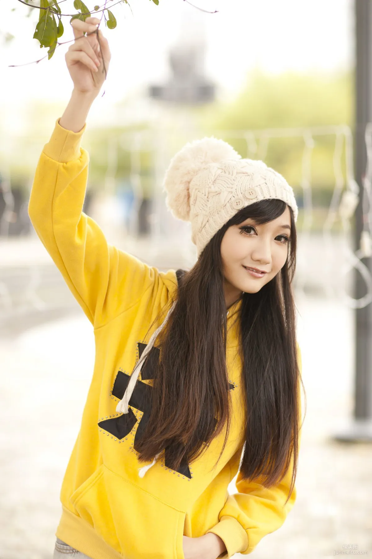 Tina Li Shuang Black Stockings Street Snap Photos Photo Collection photo 1