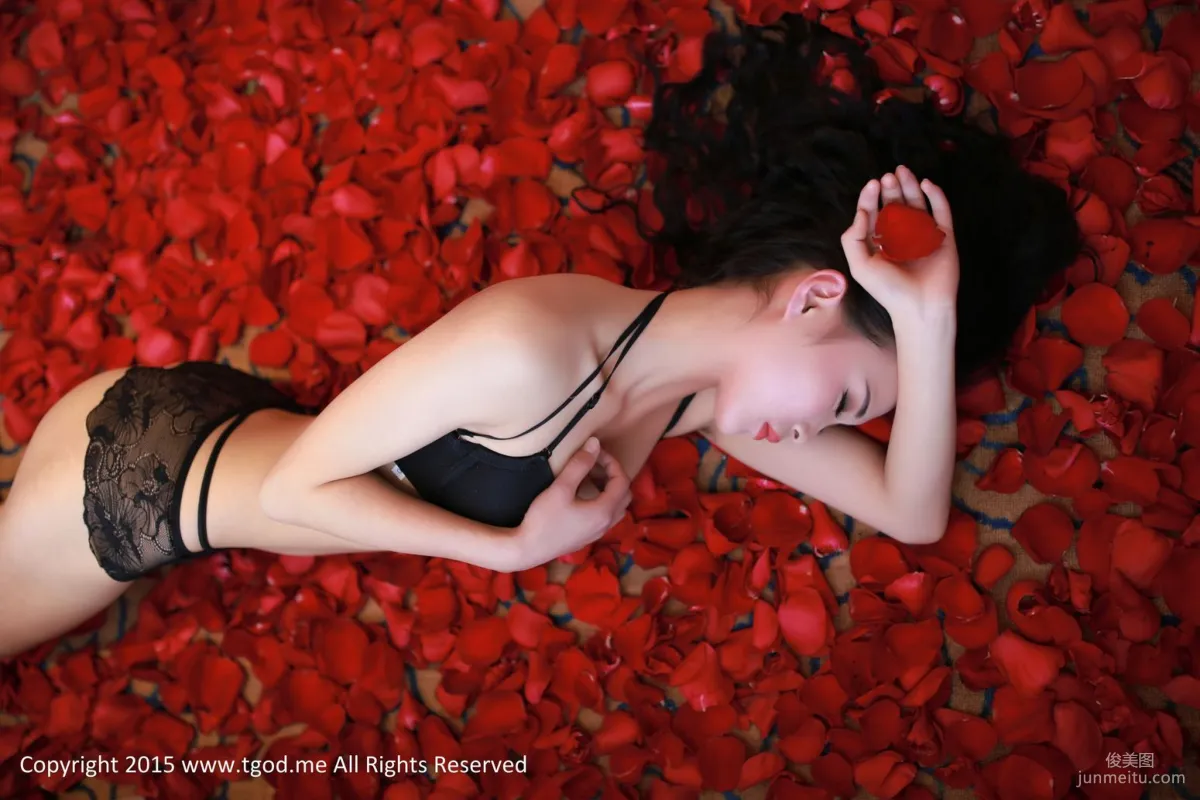 CyberJelly Shuangye The Rose Goddess's True Nature Private Shoot [TGOD] photo 14
