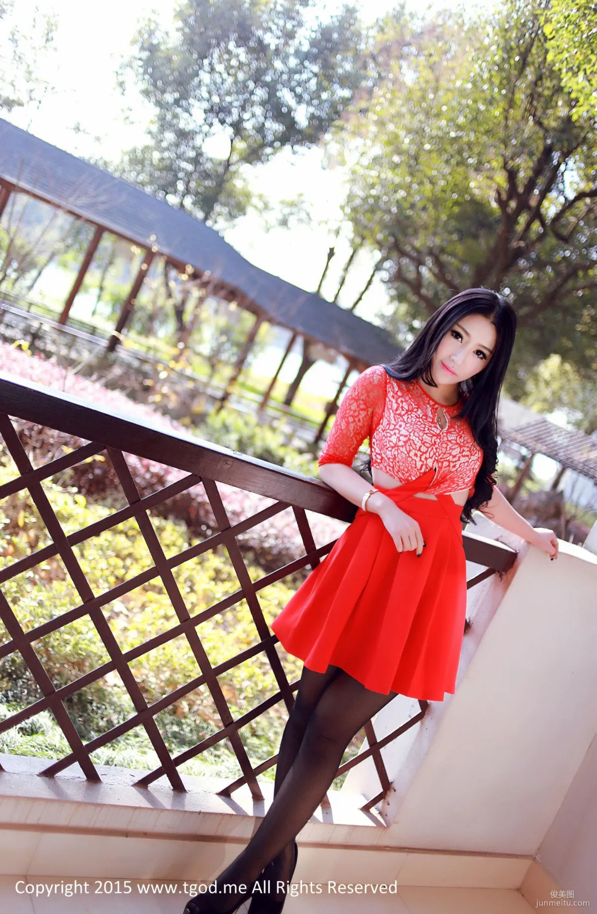 Xia Jing, Lu Siyu, Hu Yanqi, Goddesses Arrive: Jiayu Mountain Lake Hot Spring, Three Goddesses' Exclusive Goddess Pool [TGOD] Photo Set photo 2