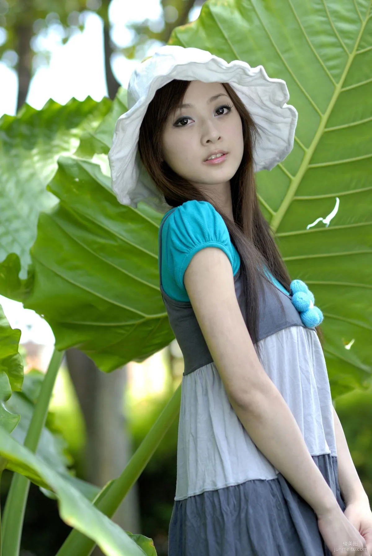 果子MM/張允霏《Lovely 果子 Fruit with Barbie Attire》寫真集 49