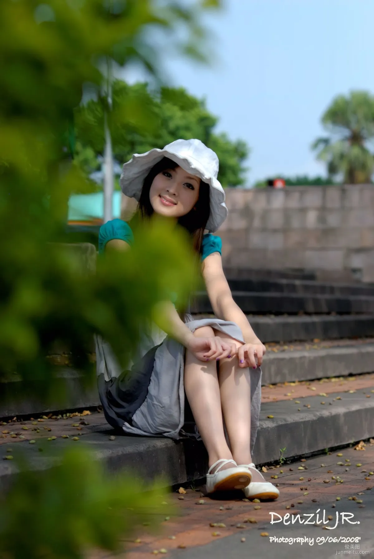 果子MM/張允霏《Lovely 果子 Fruit with Barbie Attire》寫真集 32