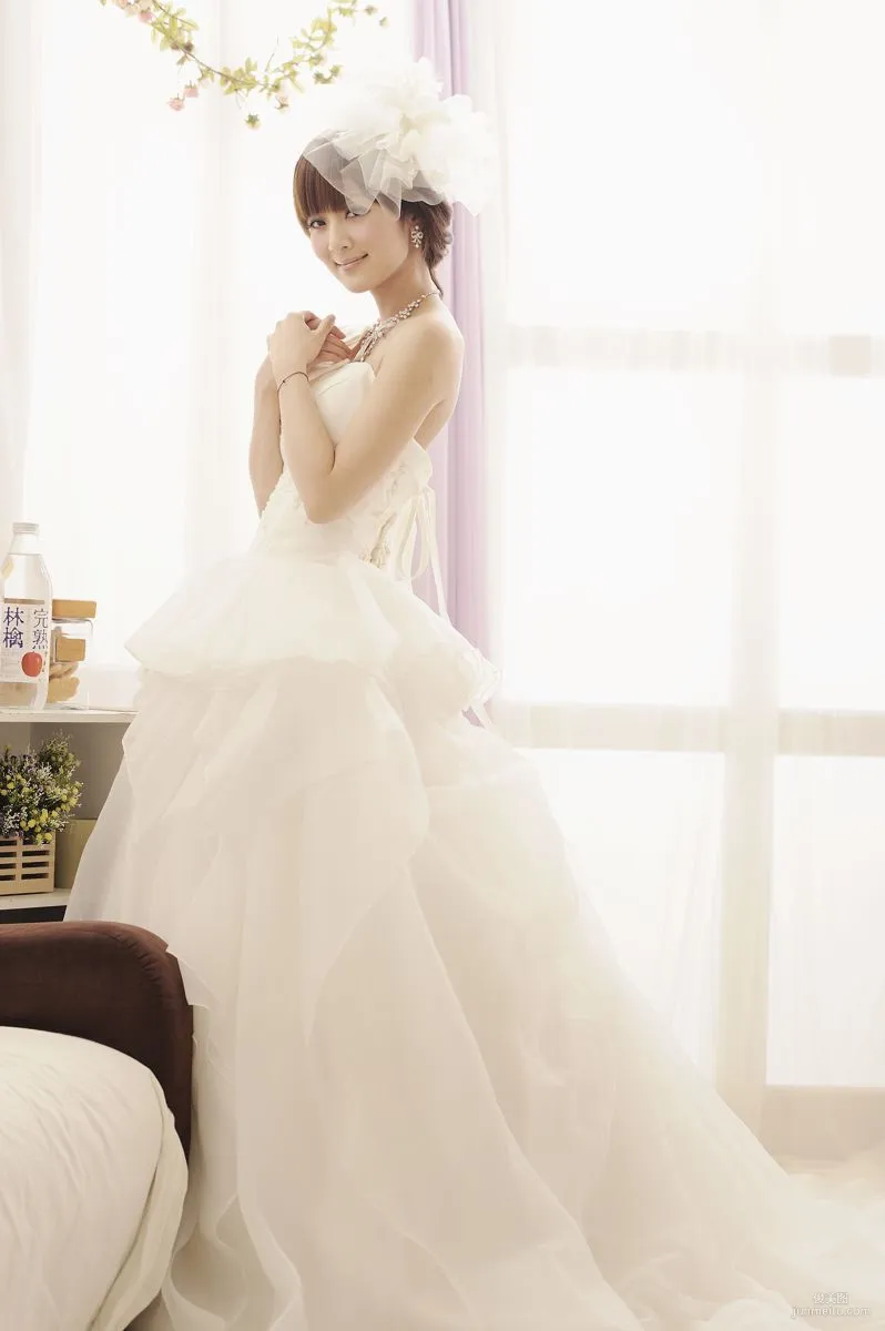 果子MM/張凱潔《棚拍婚紗》寫真集 21