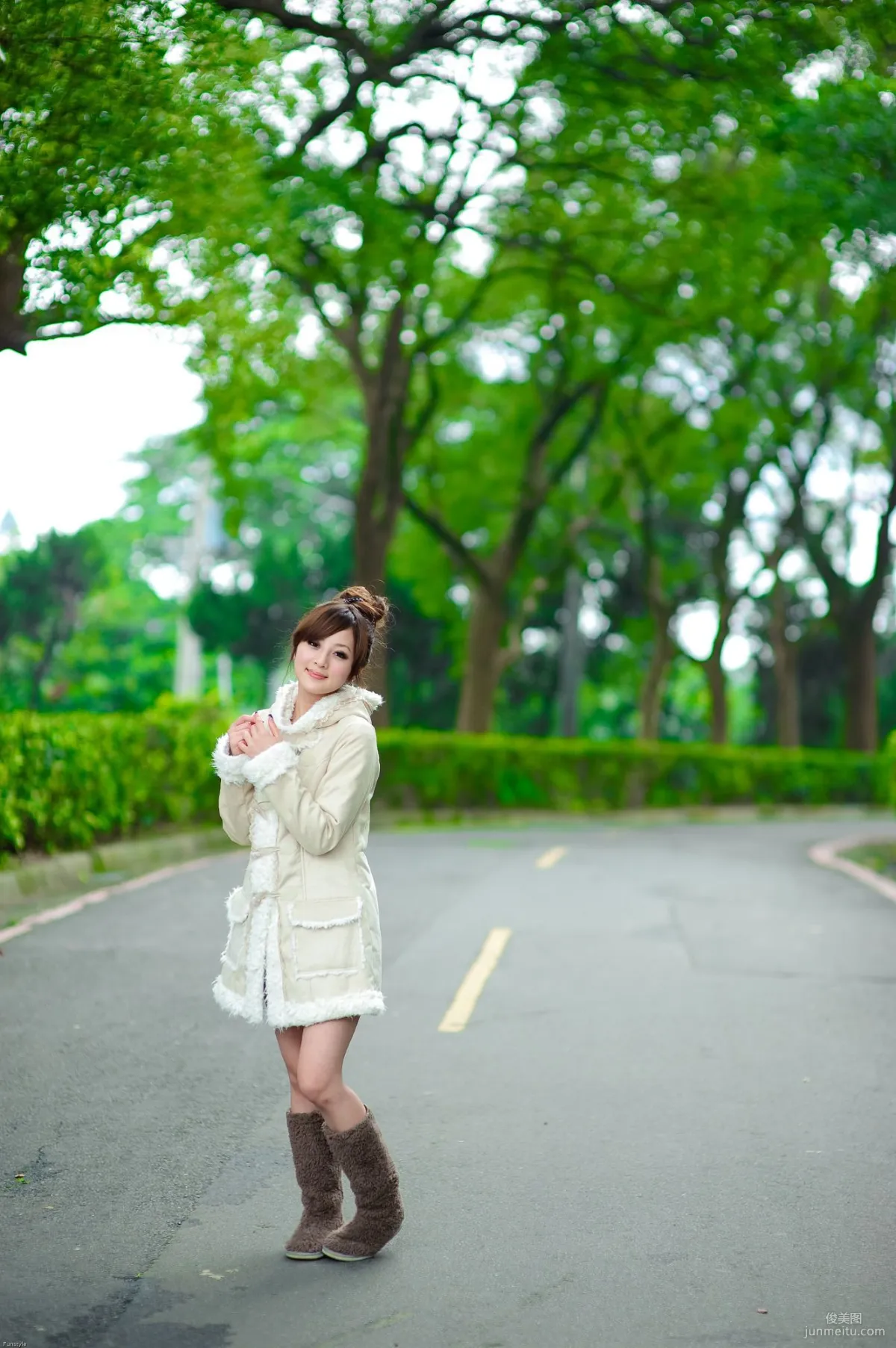 Guozi Mikako, Tamsui Little White House and Hobe Fort Outdoor Shoot Photo Set photo 29