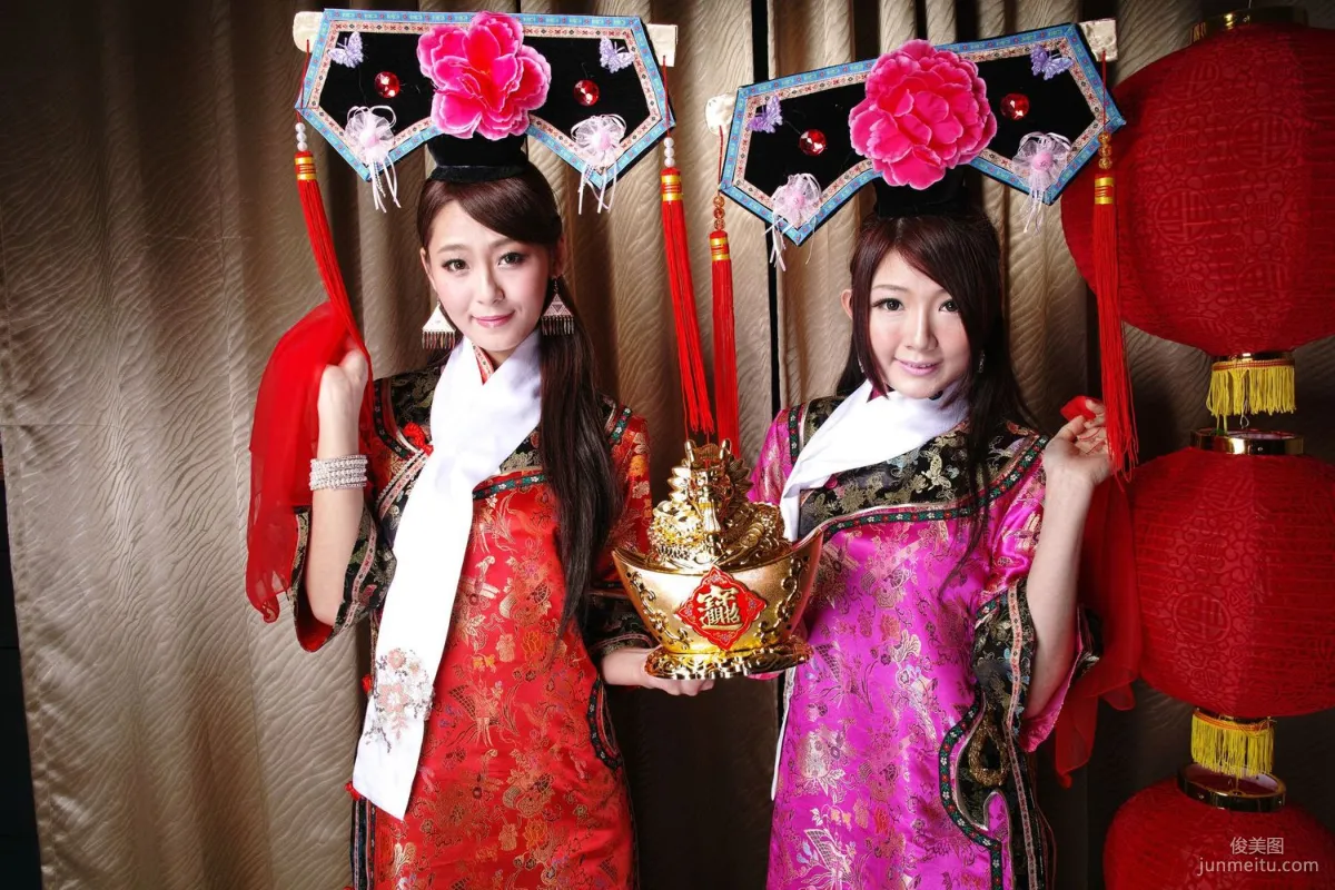 Winnie小雪、小羽《新春拜年 甄嬛格格》寫真集 10