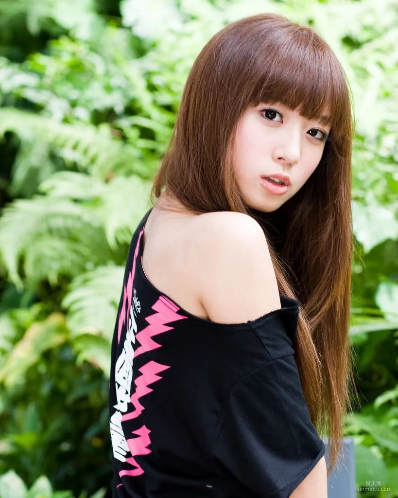 Taiwan Beauty Hongshi/Hong Shihan 'Fresh and Sweet Outdoor Shoot' Photo Set photo 10