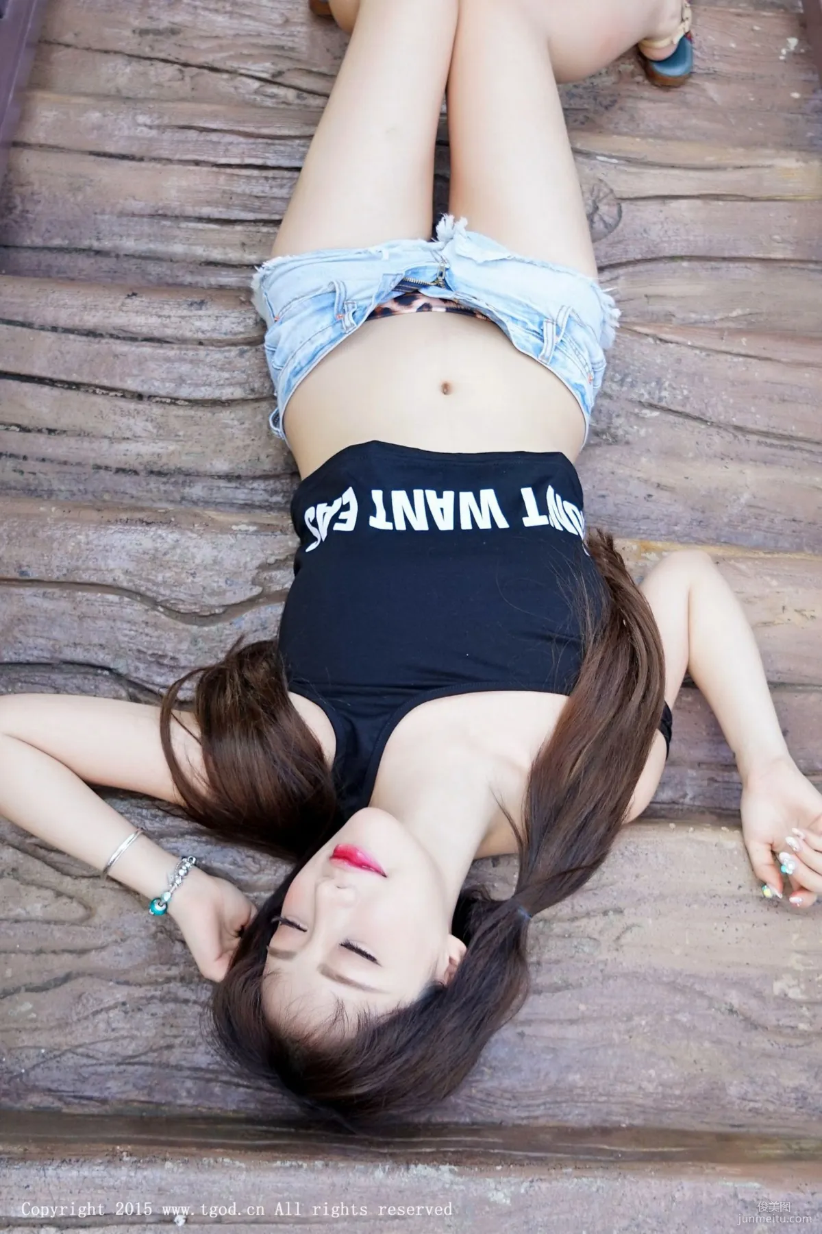 Akiki Zhu Ruomu, Yunman Travel Shoot, Denim Hot Pants, Sheer Gauze Girl Series [TGOD] Photo Set photo 8
