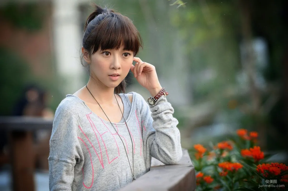 Taiwan Beauty Shen Qiaoqiao "Sweet Girl Fresh Outdoor Shoot Photos" Photo Collection photo 9