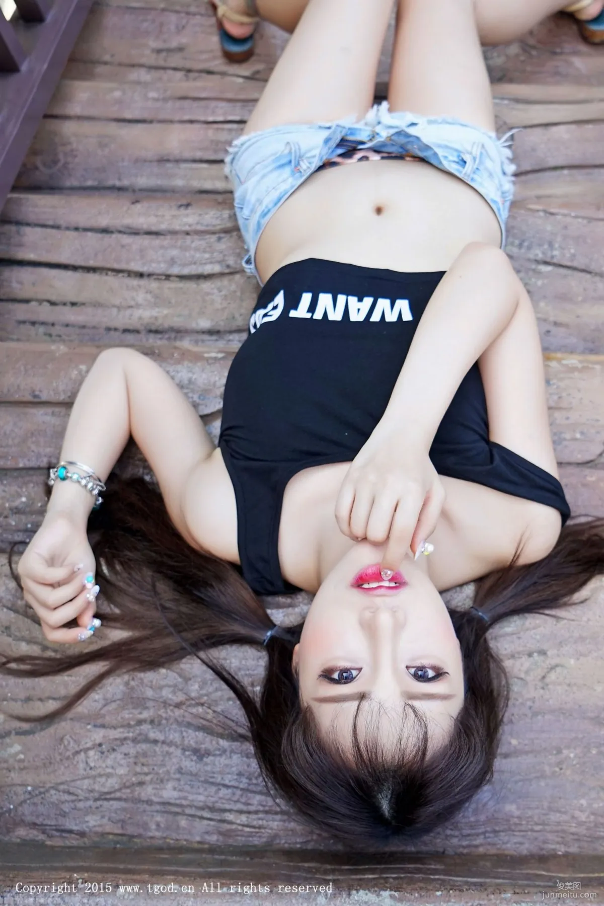 Akiki Zhu Ruomu, Yunman Travel Shoot, Denim Hot Pants, Sheer Gauze Girl Series [TGOD] Photo Set photo 13