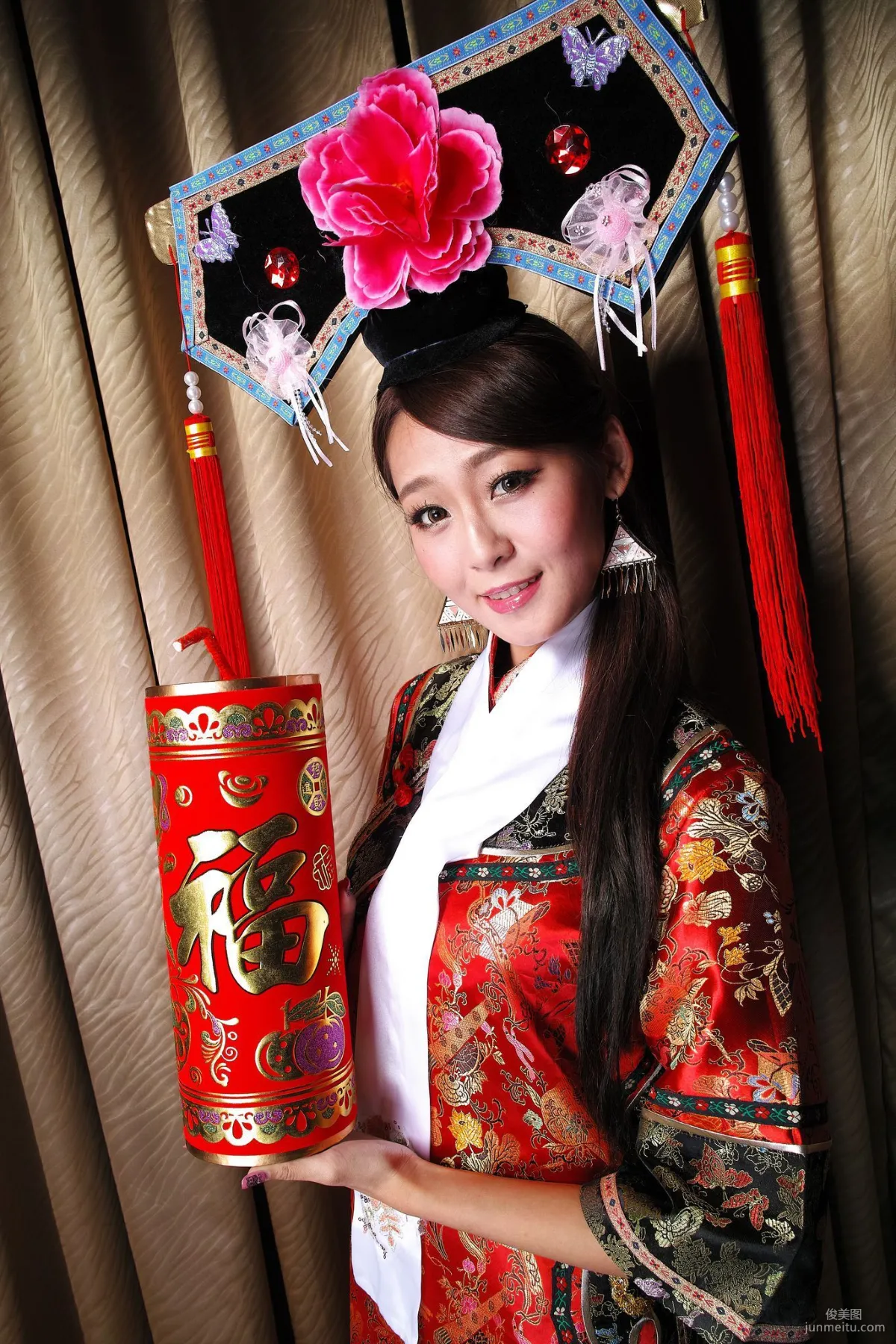 Winnie小雪、小羽《新春拜年 甄嬛格格》寫真集 16