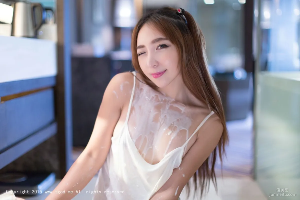 Huang Xinyuan chobits Summer Sexy Private Shoot Black Stockings, Teaching Whip, Bathroom Series [TGOD] Photo Set photo 37