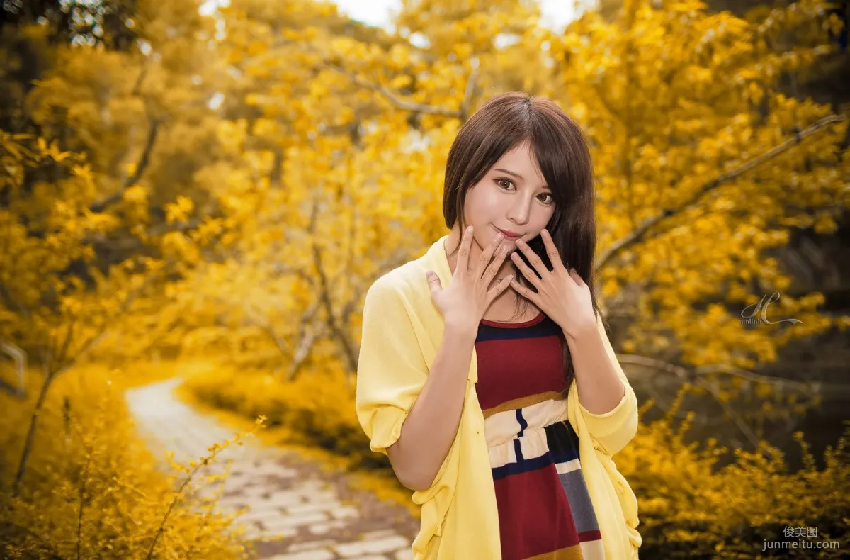 張齊郡JULIE《外拍寫真圖片》合集 33