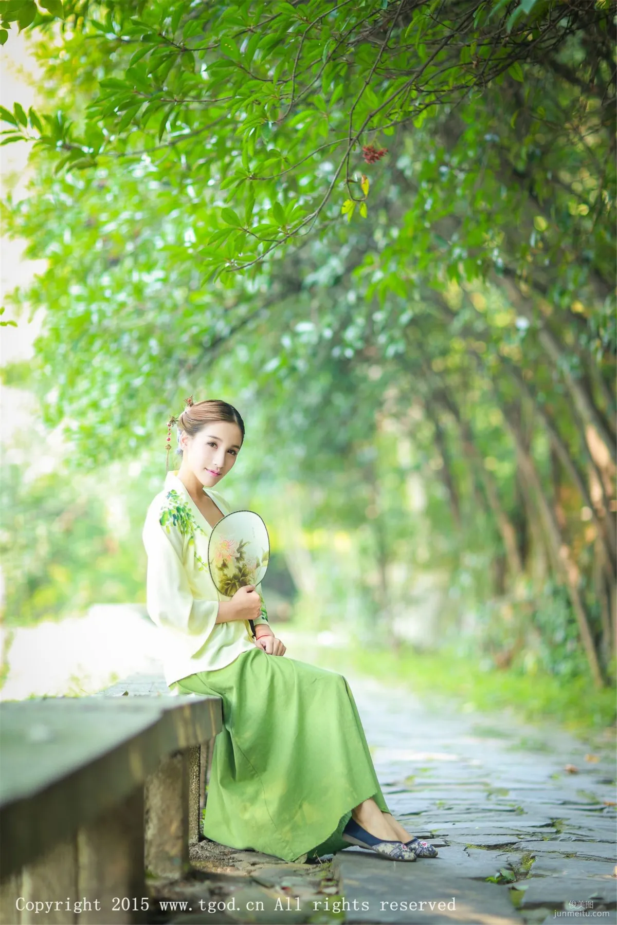 Aixi Ice: TGOD photo 1