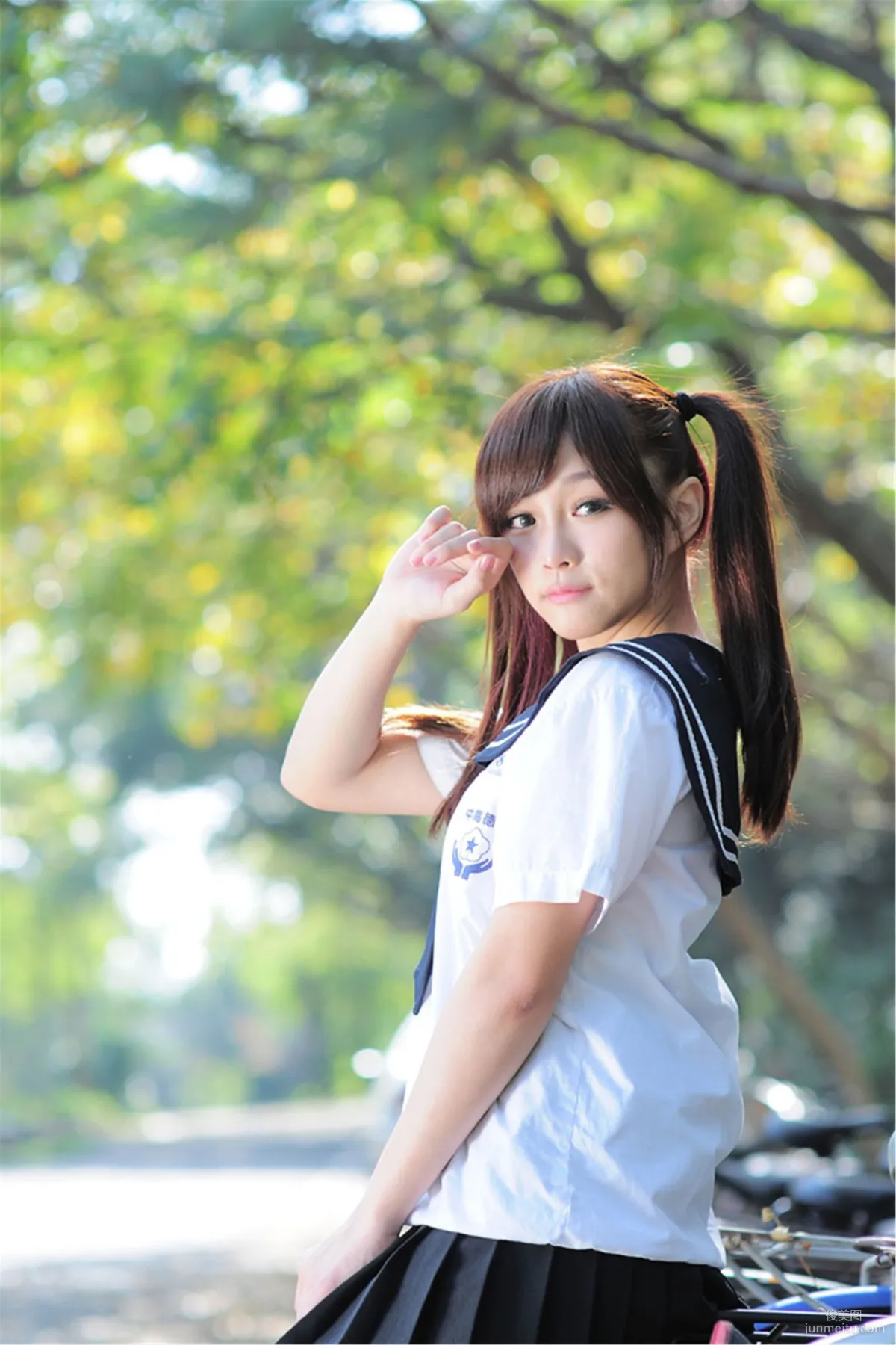 Taiwan Mingde High School Campus Beauty Liang Liang, Campus Street Snap Photo Set photo 9