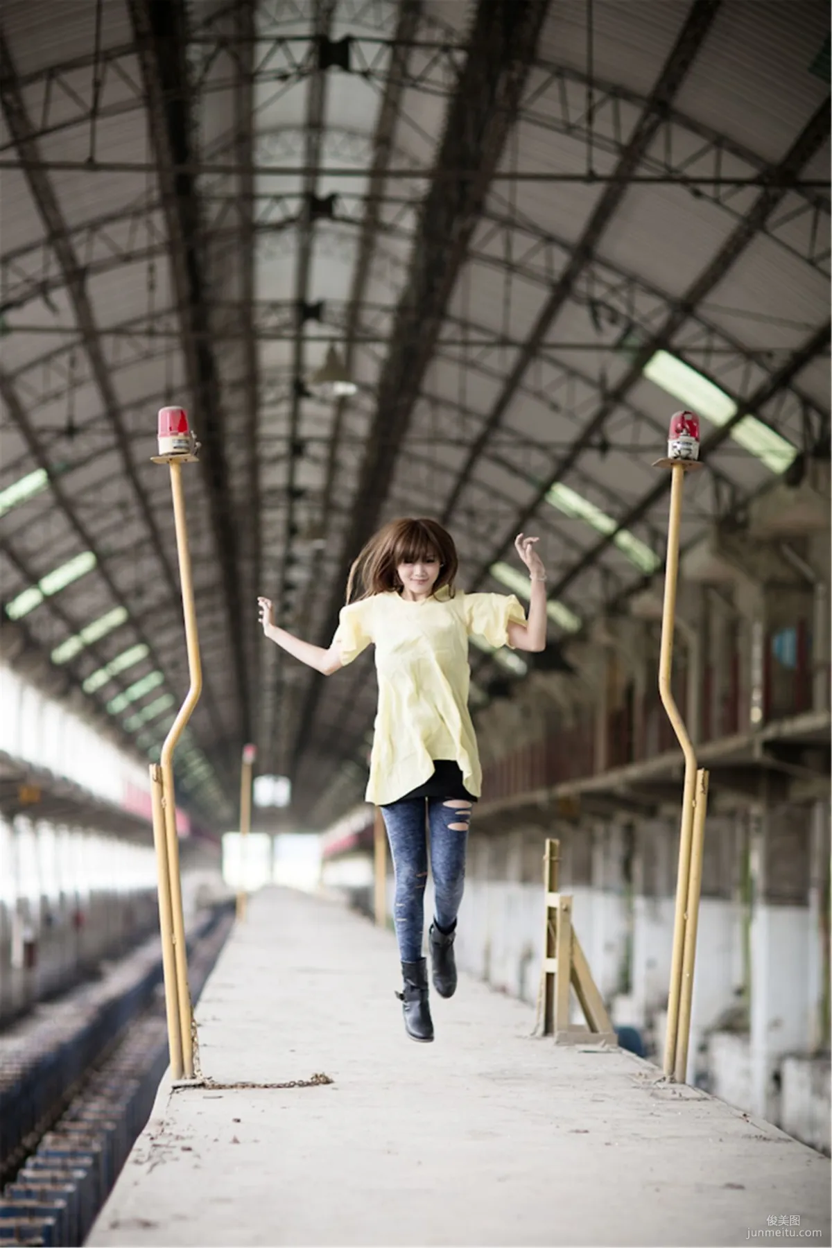 Xiong Weini: Web Idols photo 2