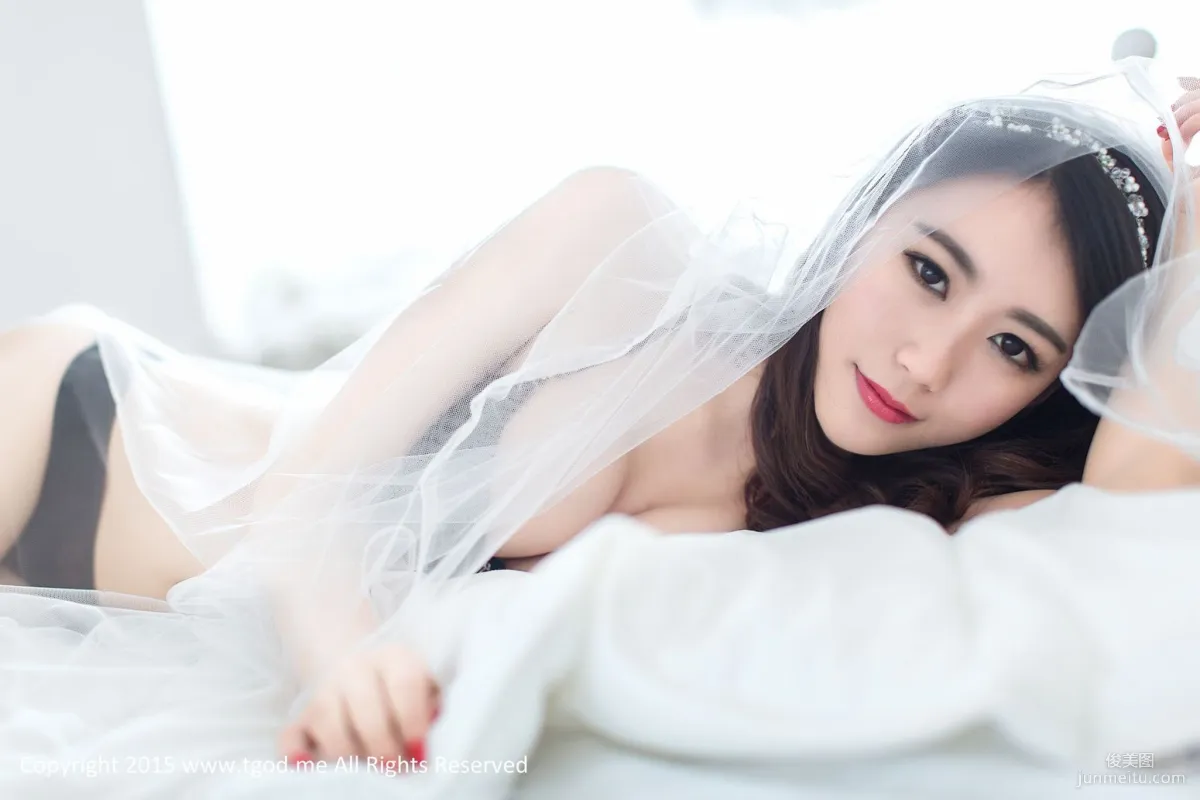 Deng Xue: TGOD photo 10