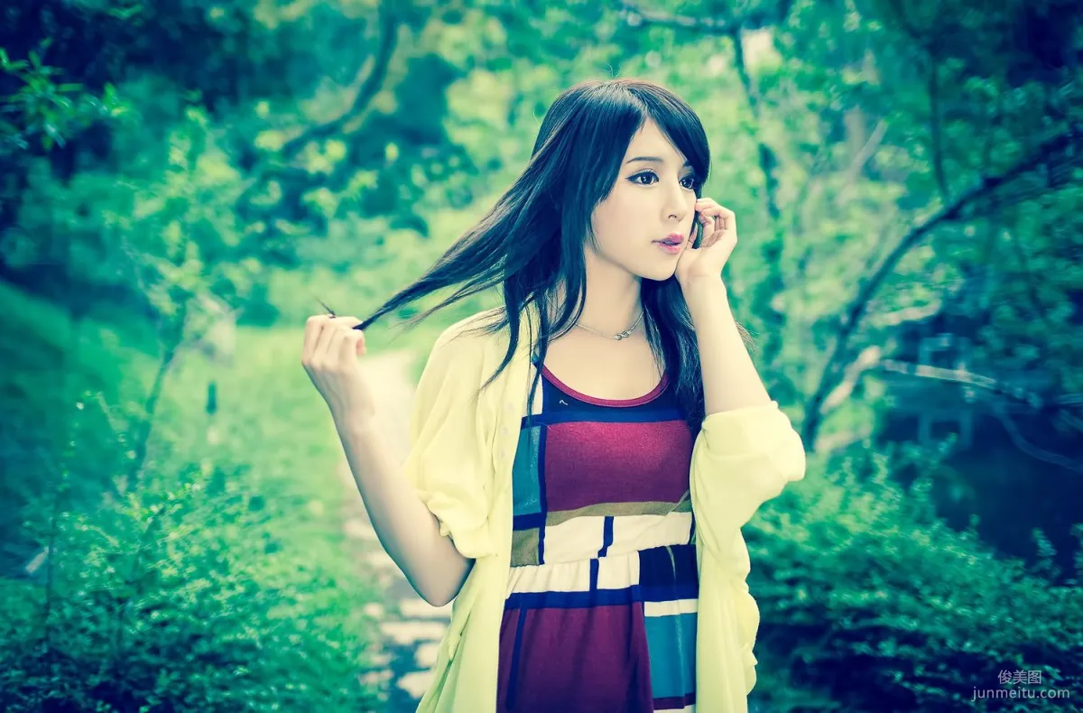 張齊郡JULIE《外拍寫真圖片》合集 32