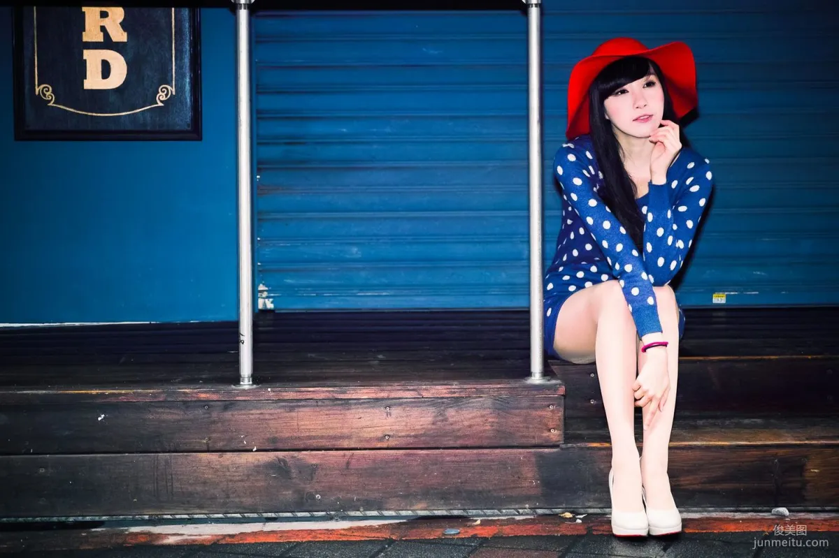 台灣美女胡佳妏Cora《西門町外拍》寫真集 12