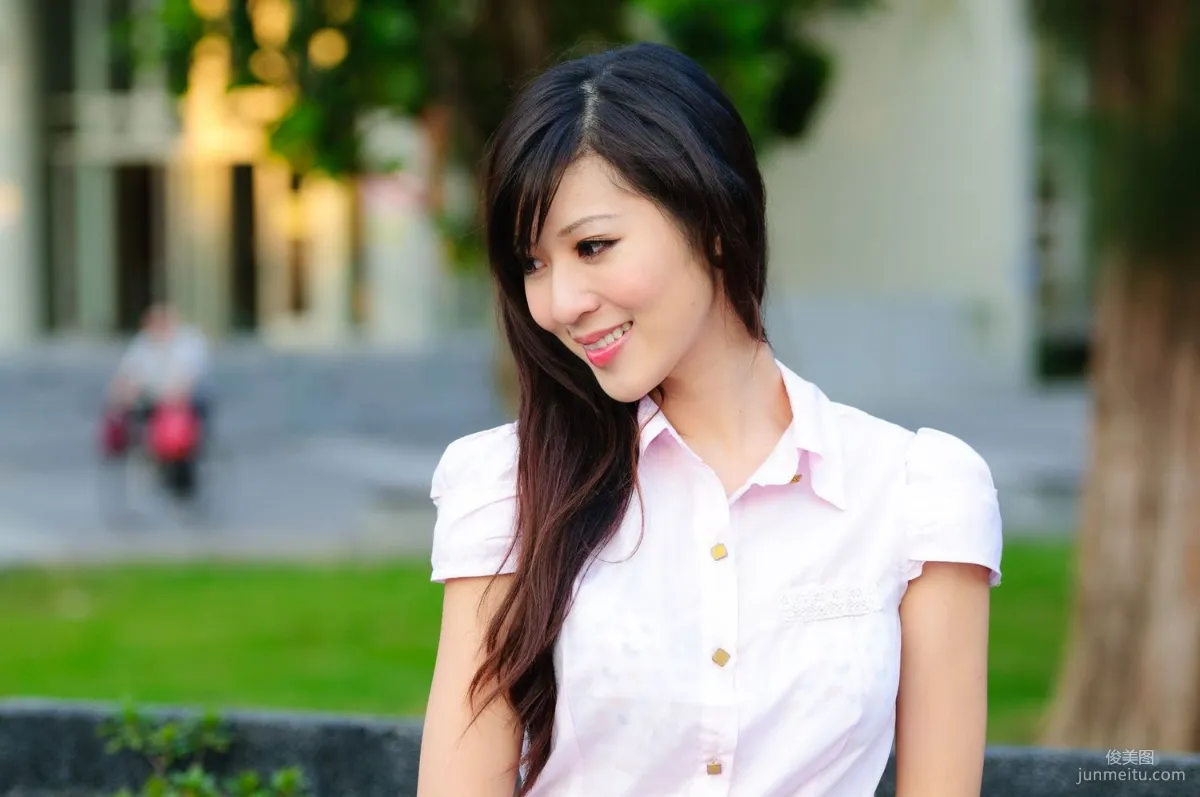 Ginnie Han Gennie / Wei Wei / Chen Weirong Fresh and Beautiful Outdoor Shoot Photo Set photo 19