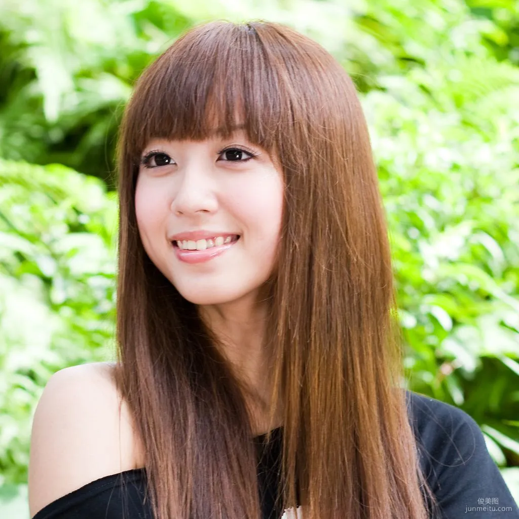 Taiwan Beauty Hongshi/Hong Shihan 'Fresh and Sweet Outdoor Shoot' Photo Set photo 9