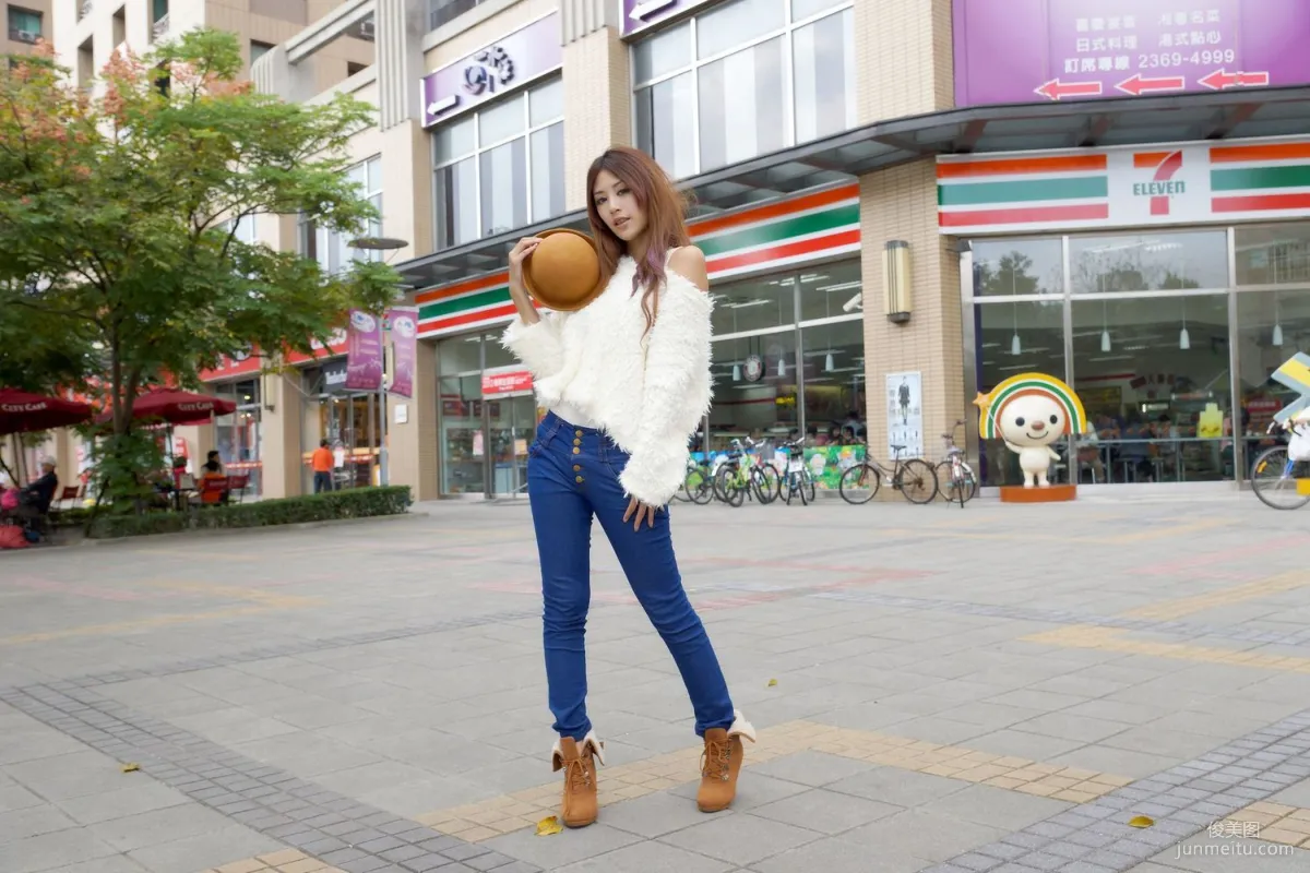 Xia Qing: Web Idols photo 3