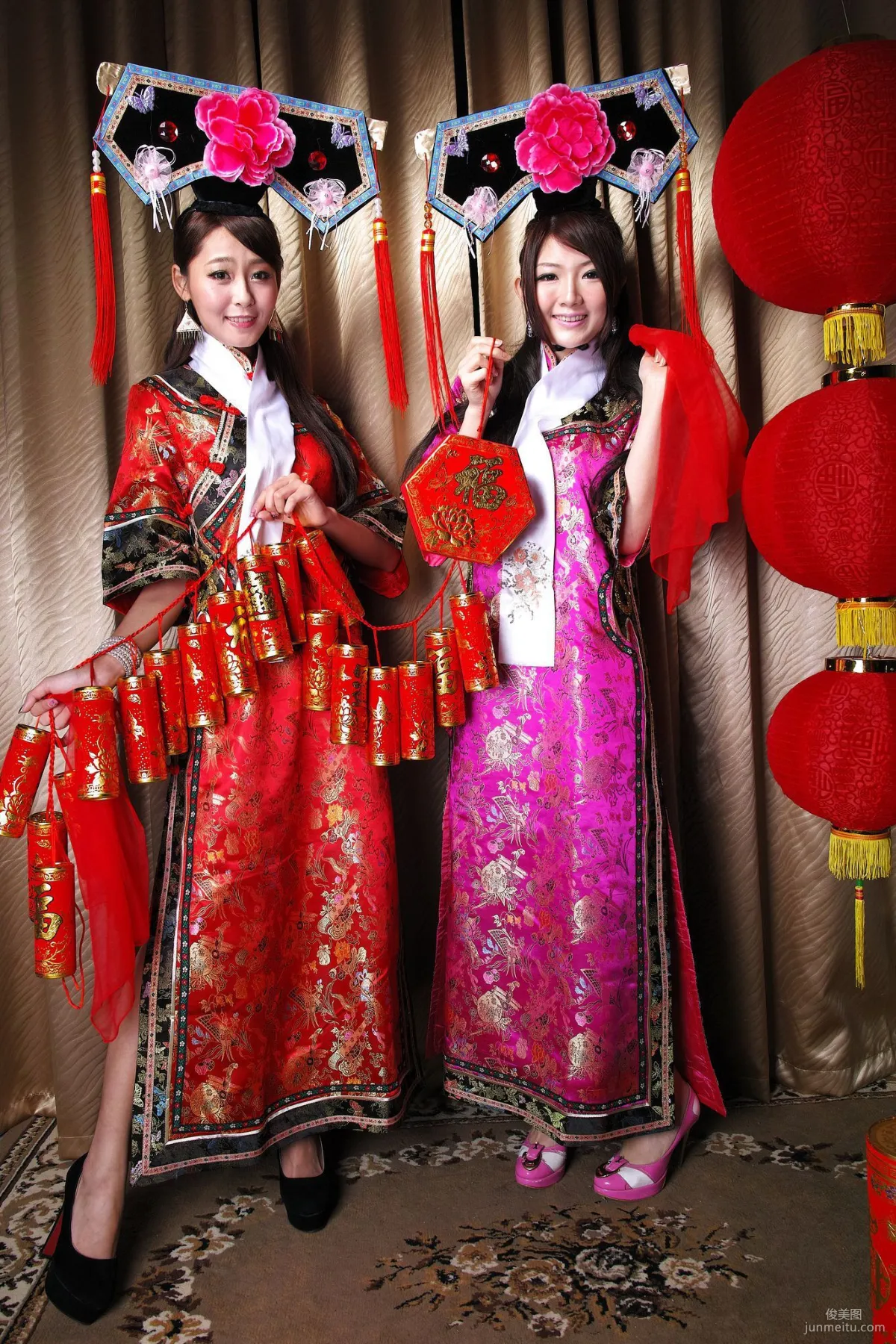 Winnie小雪、小羽《新春拜年 甄嬛格格》寫真集 56