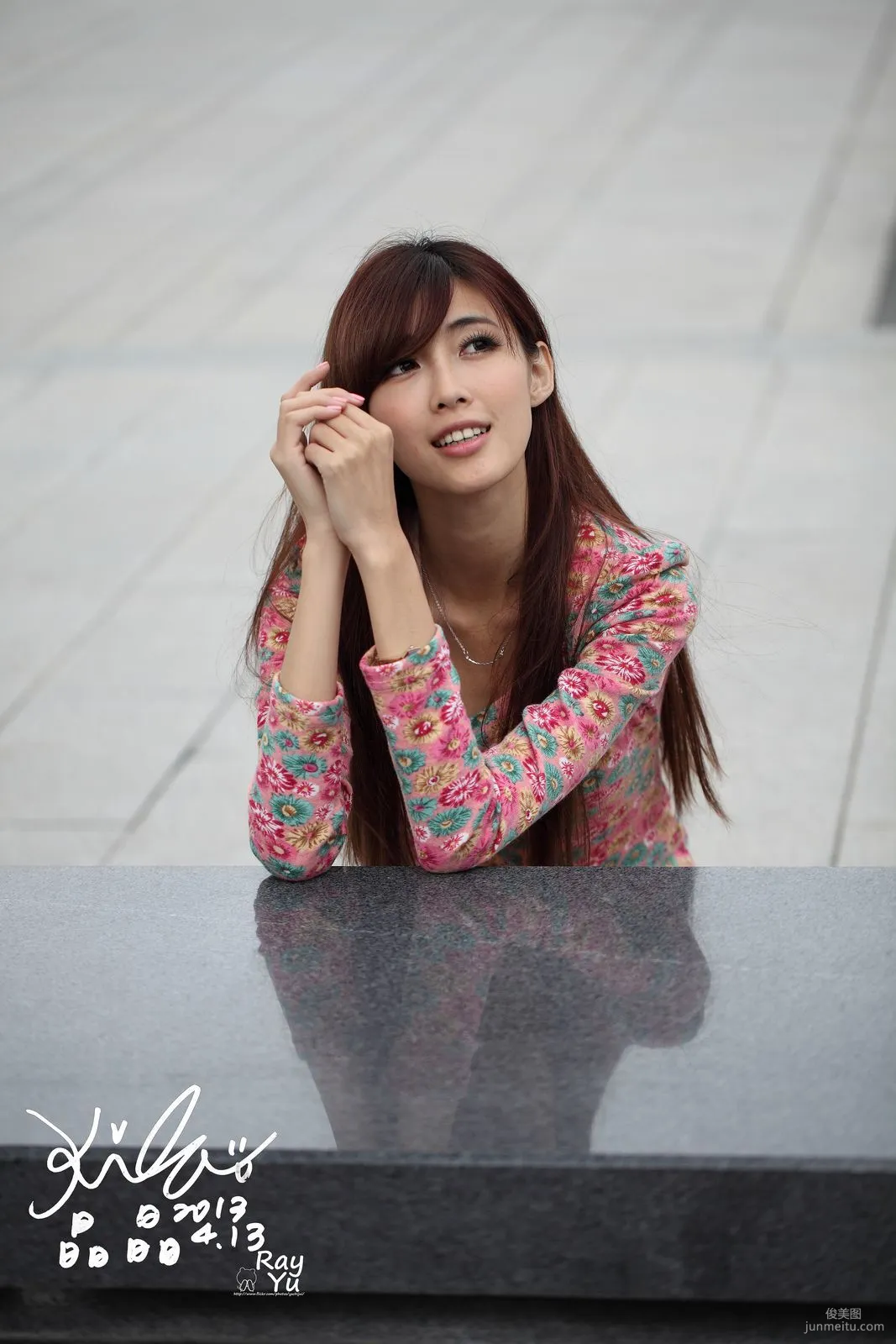 Taiwan Beauty Liao Tingling/Kila Jingjing 'Floral Ultra-Short Skirt Street Snap' Photo Set photo 35