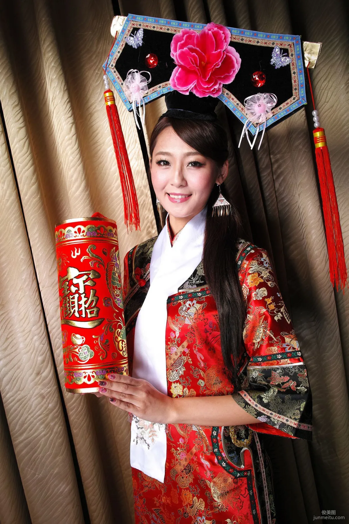 Winnie小雪、小羽《新春拜年 甄嬛格格》寫真集 49
