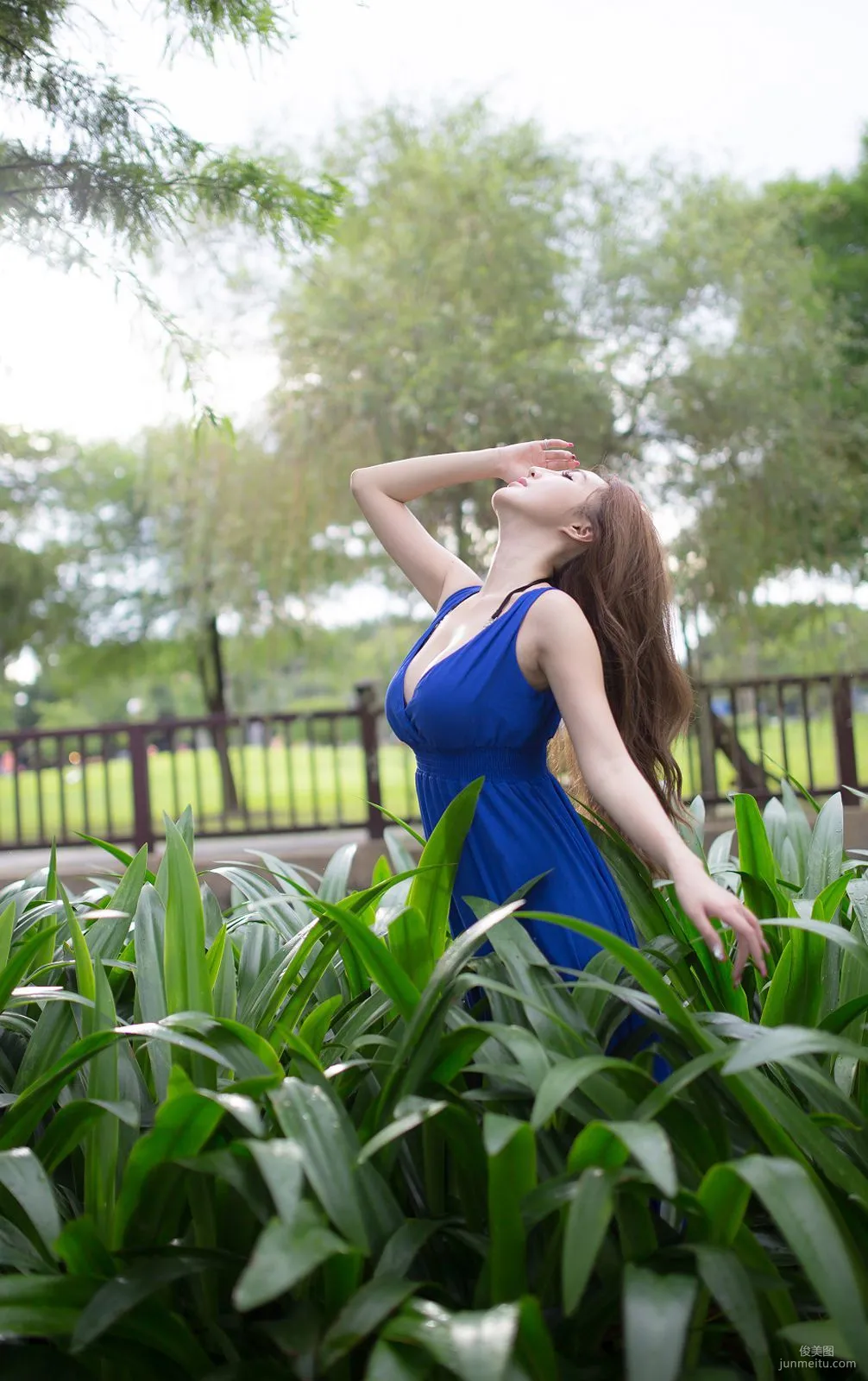 Taiwan Zhao Yun Syuan "Top Grade Blue Long Dress Goddess" Photo Set photo 50