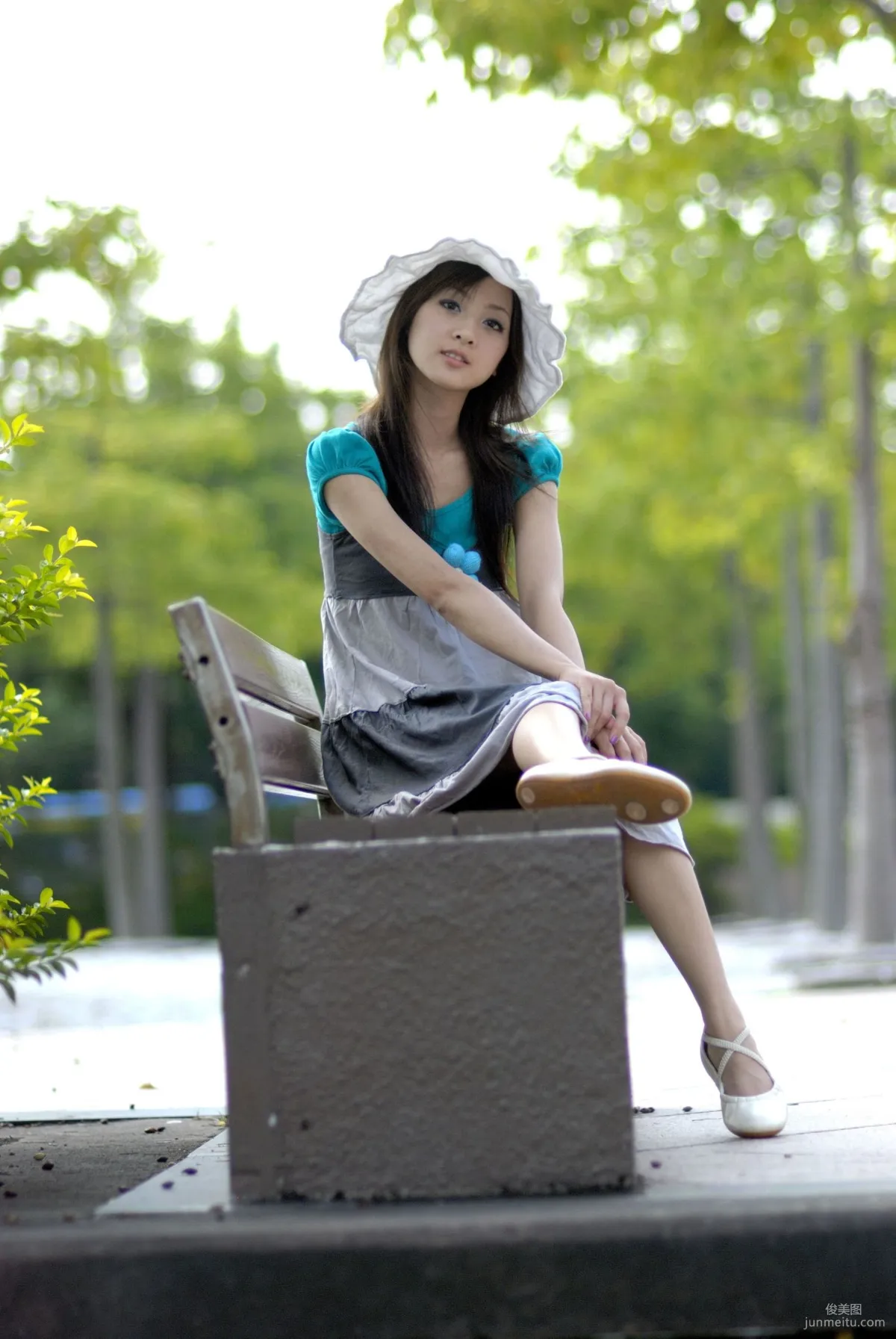 果子MM/張允霏《Lovely 果子 Fruit with Barbie Attire》寫真集 50