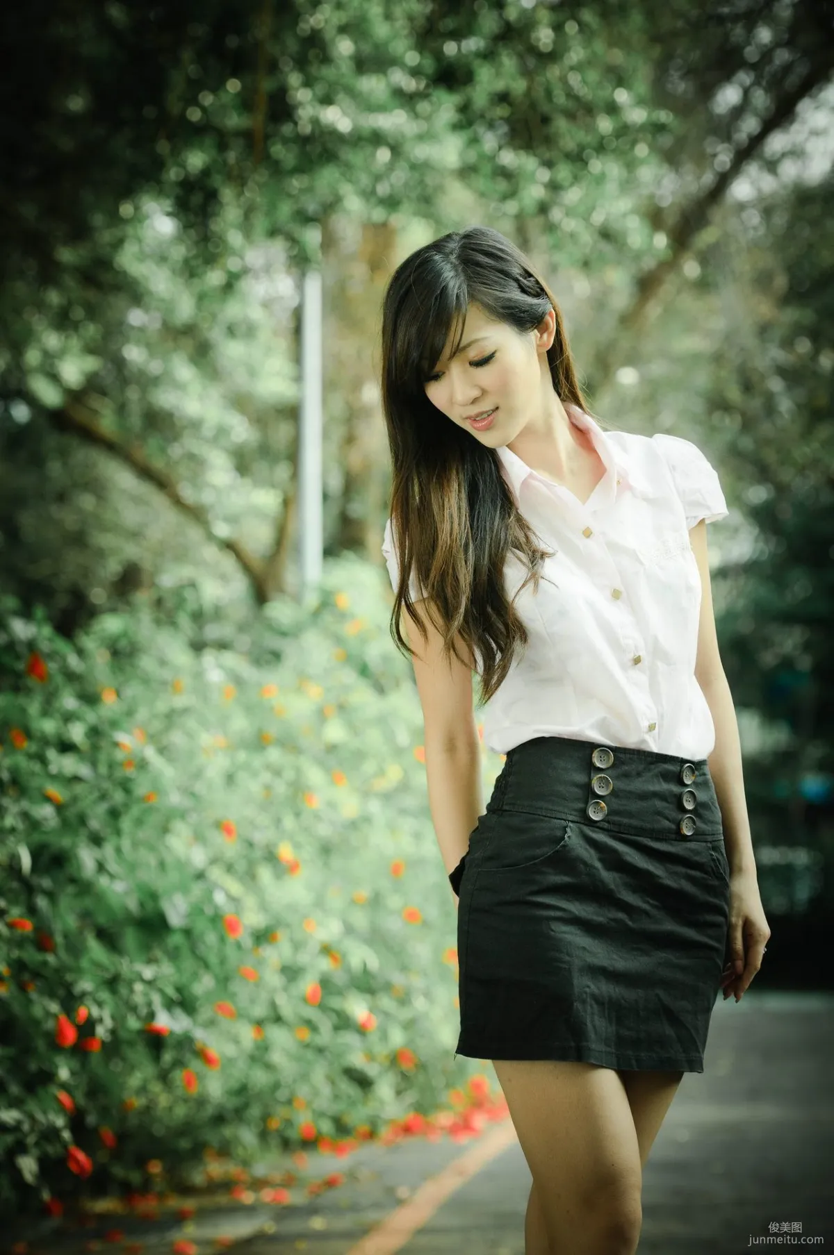 Ginnie Han Gennie / Wei Wei / Chen Weirong Fresh and Beautiful Outdoor Shoot Photo Set photo 2