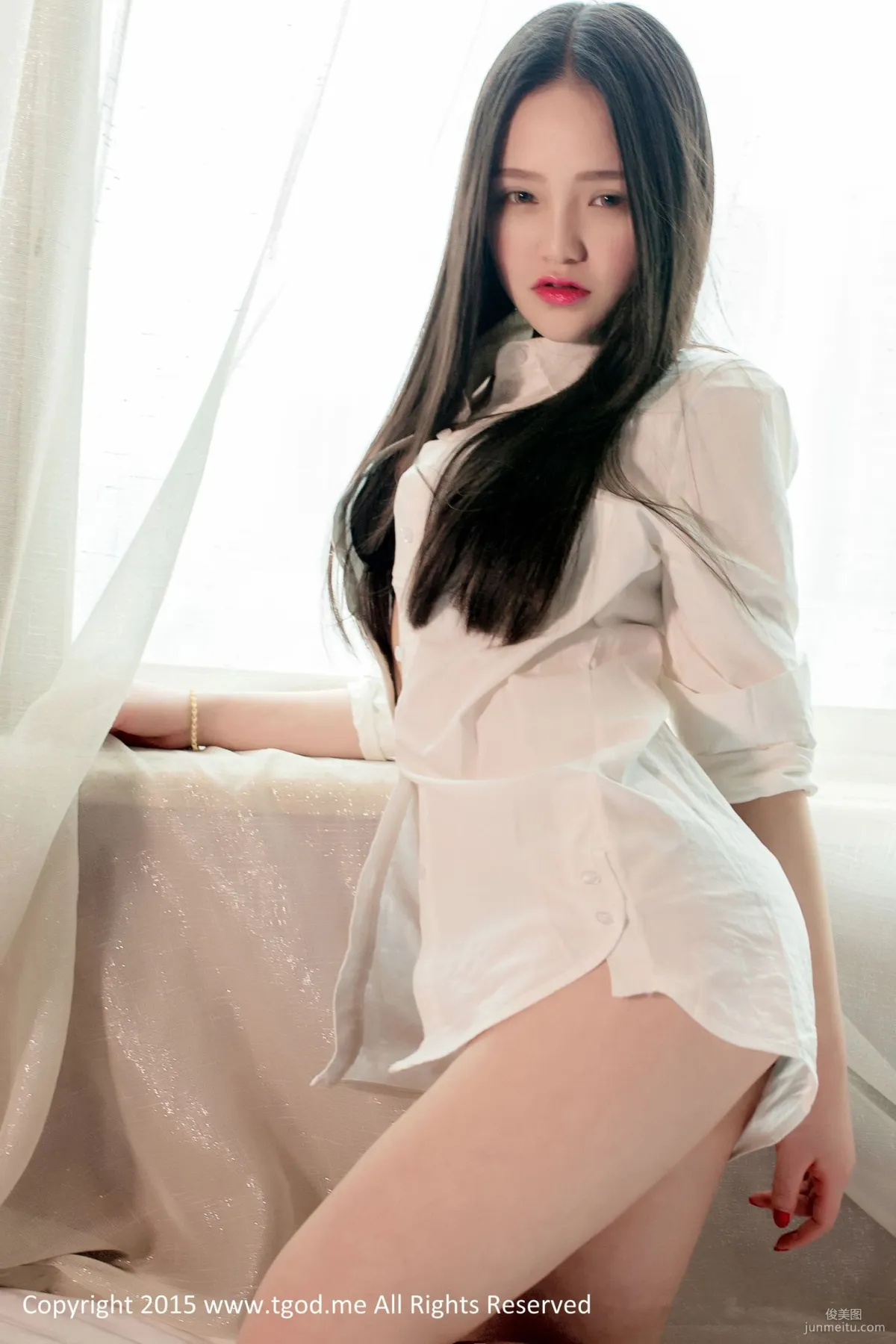 可愛女神佩佩Cassie 《皮草VS白襯衣》 [TGOD推女神] 寫真集 8
