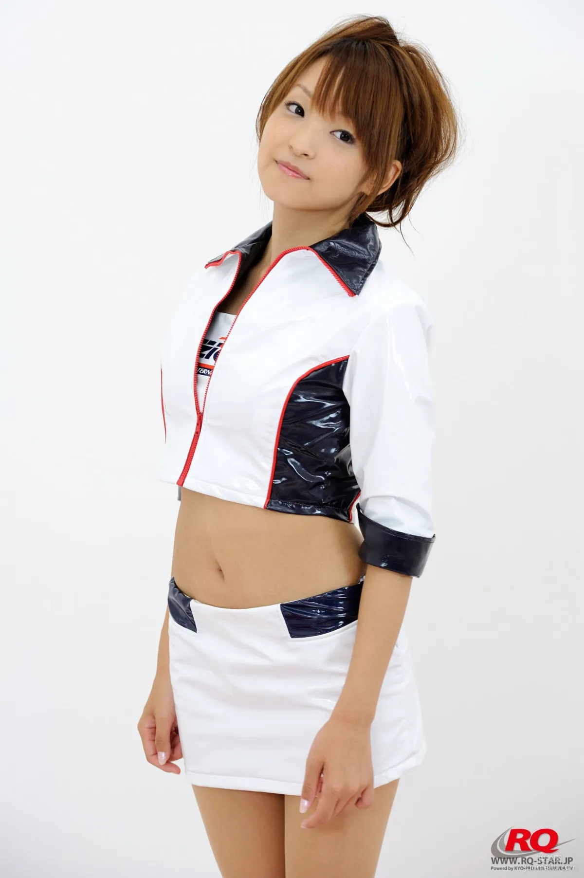 [RQ-STAR] NO.00085 Mio Aoki 青木未央 Race Queen – 2008 5Zigen 寫真集 18