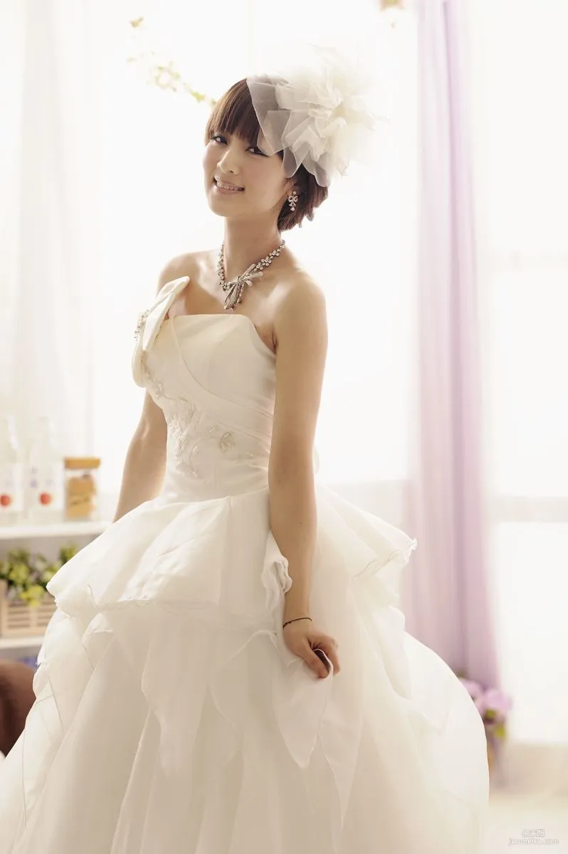 果子MM/張凱潔《棚拍婚紗》寫真集 19