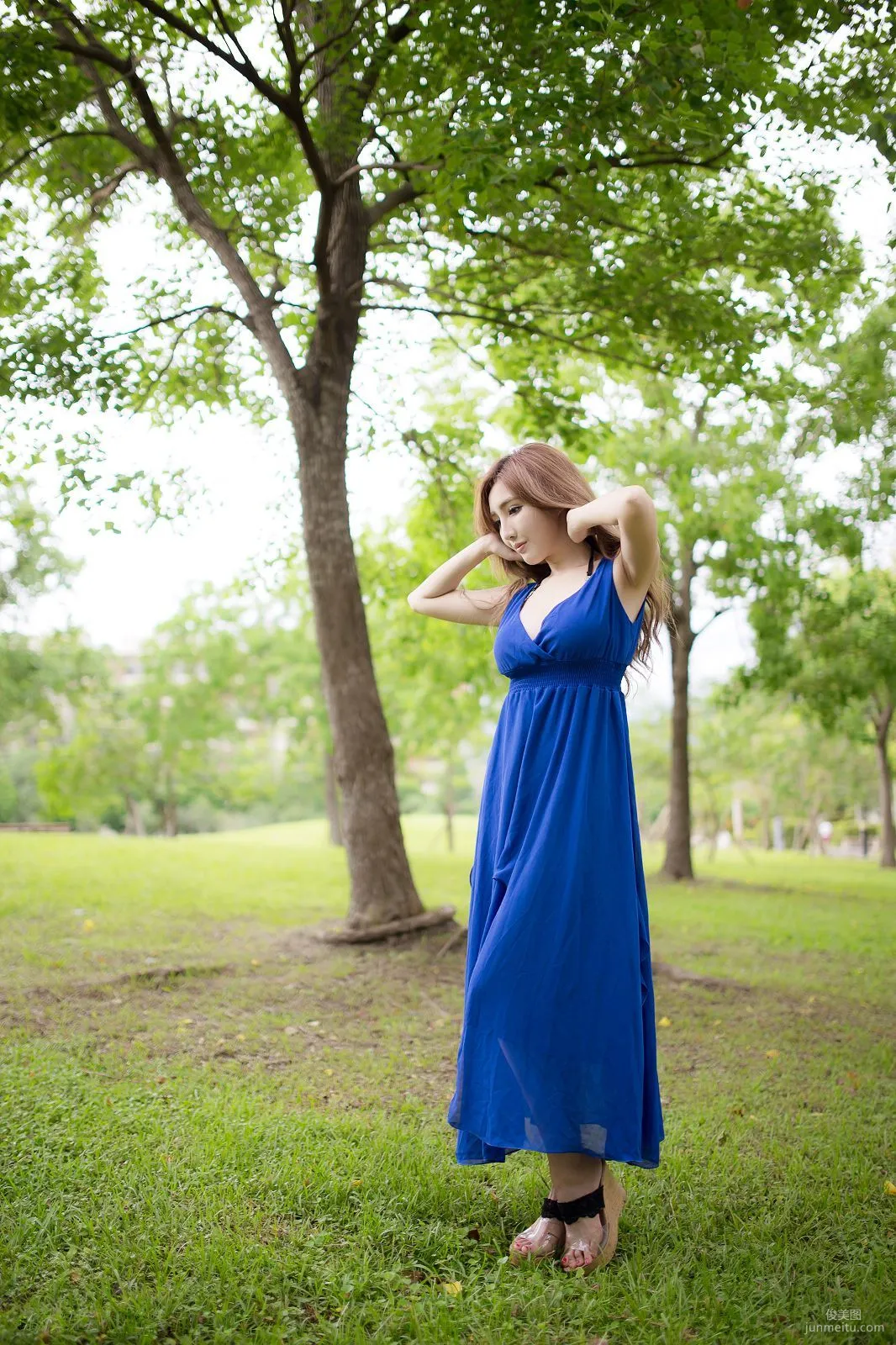 Taiwan Zhao Yun Syuan "Top Grade Blue Long Dress Goddess" Photo Set photo 16
