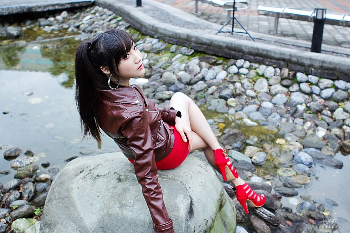 Taiwan Leg Model Tina Chen Siting, American Street, Street Snap Photo Set photo 25