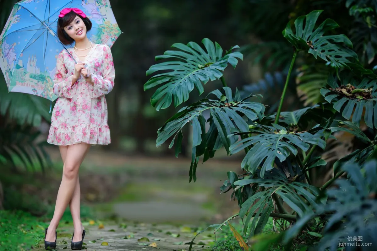 Taiwan Girl Yin Zhi, Aesthetic Floral Dress Outdoor Shoot, Photo Set photo 4