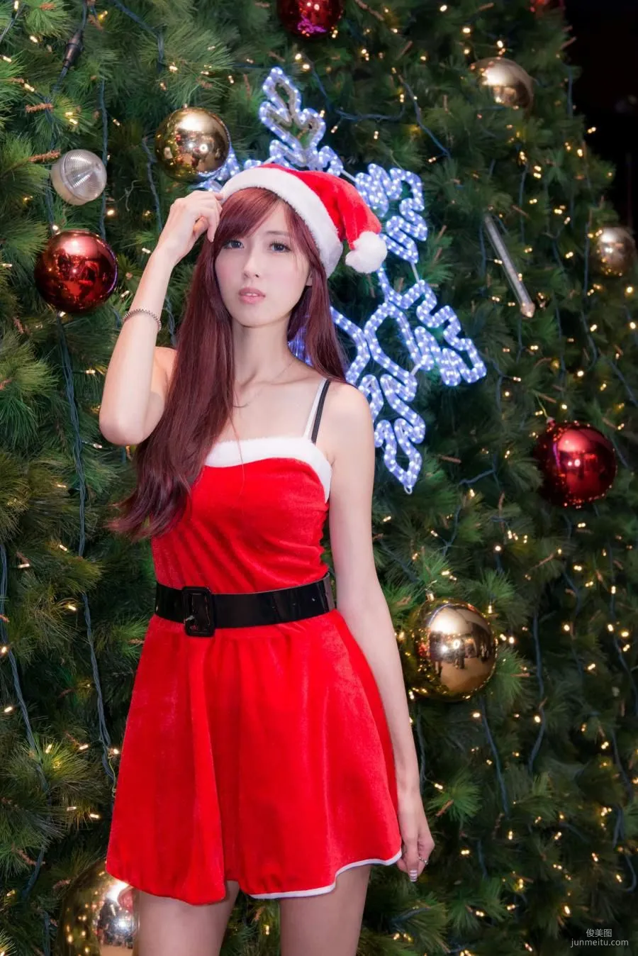 Kila Jingjing / Liao Tingling Christmas Series Photo Set photo 137