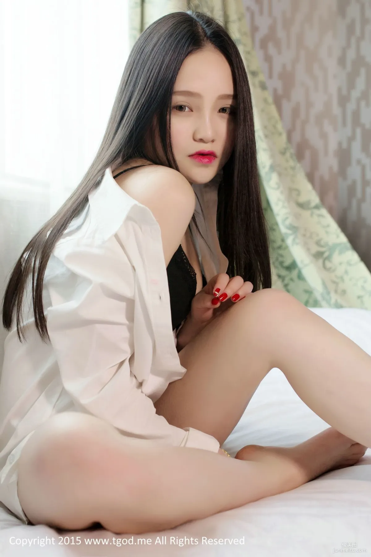 可愛女神佩佩Cassie 《皮草VS白襯衣》 [TGOD推女神] 寫真集 13