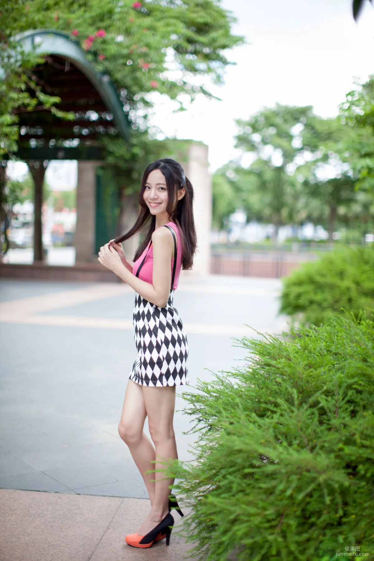 Lin Qianru: Web Idols photo 31