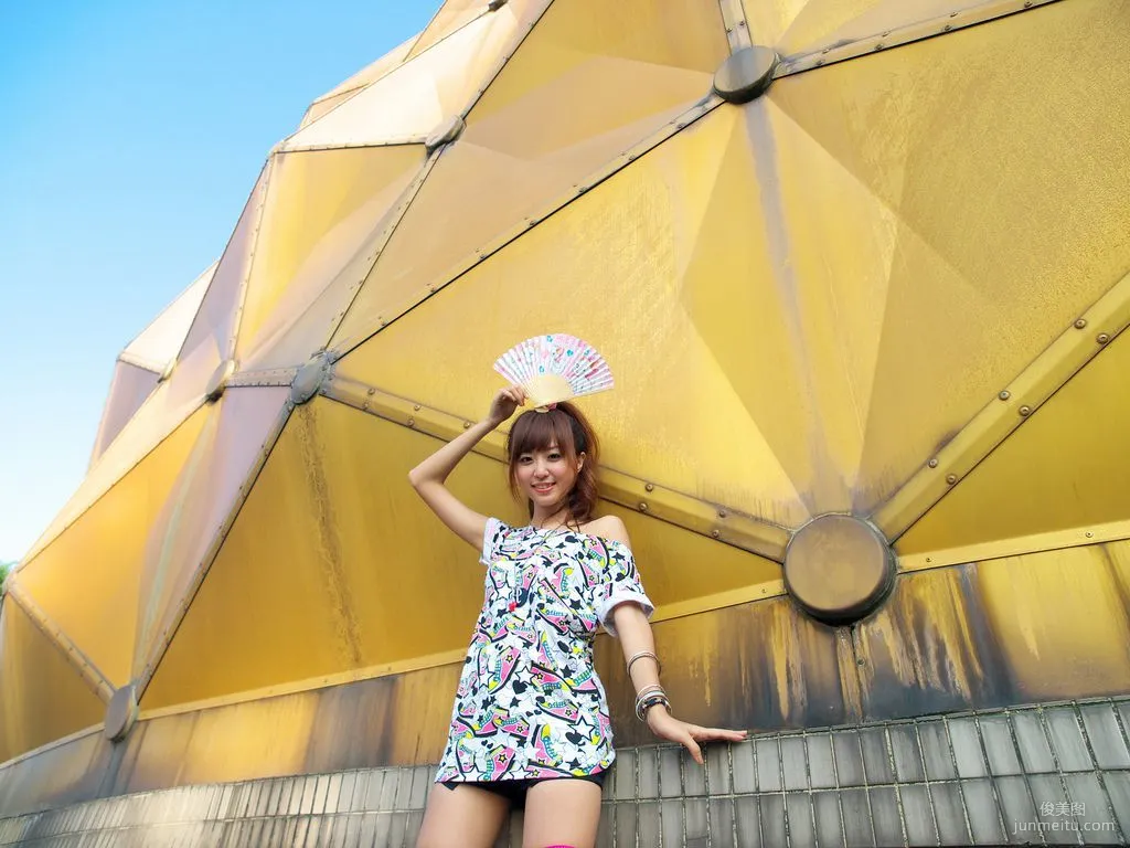 Taiwan Beauty Hongshi/Hong Shihan 'Fresh and Sweet Outdoor Shoot' Photo Set photo 41