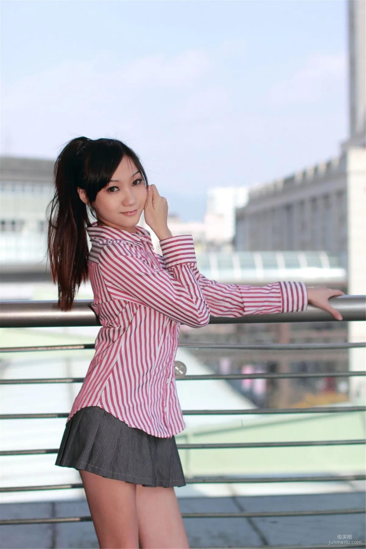 Tina Chen Siting "Tongyue Afternoon Tea Outdoor Shoot" Photo Set photo 18