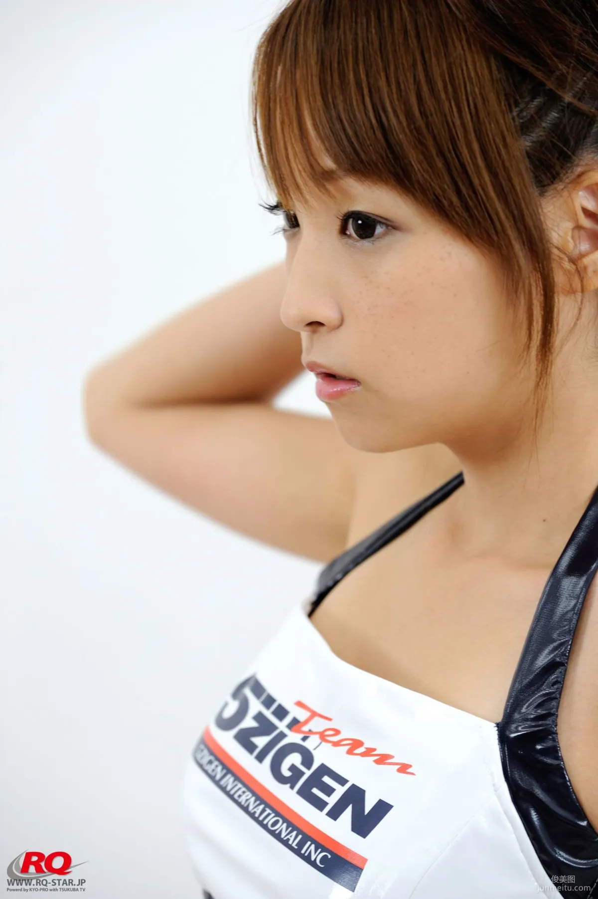 [RQ-STAR] NO.00085 Mio Aoki 青木未央 Race Queen – 2008 5Zigen 寫真集 35