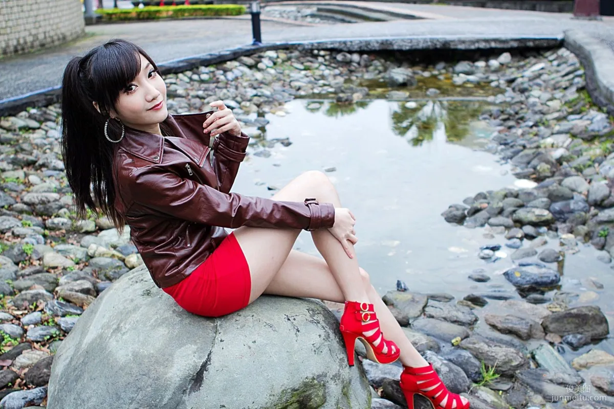 Taiwan Leg Model Tina Chen Siting, American Street, Street Snap Photo Set photo 23