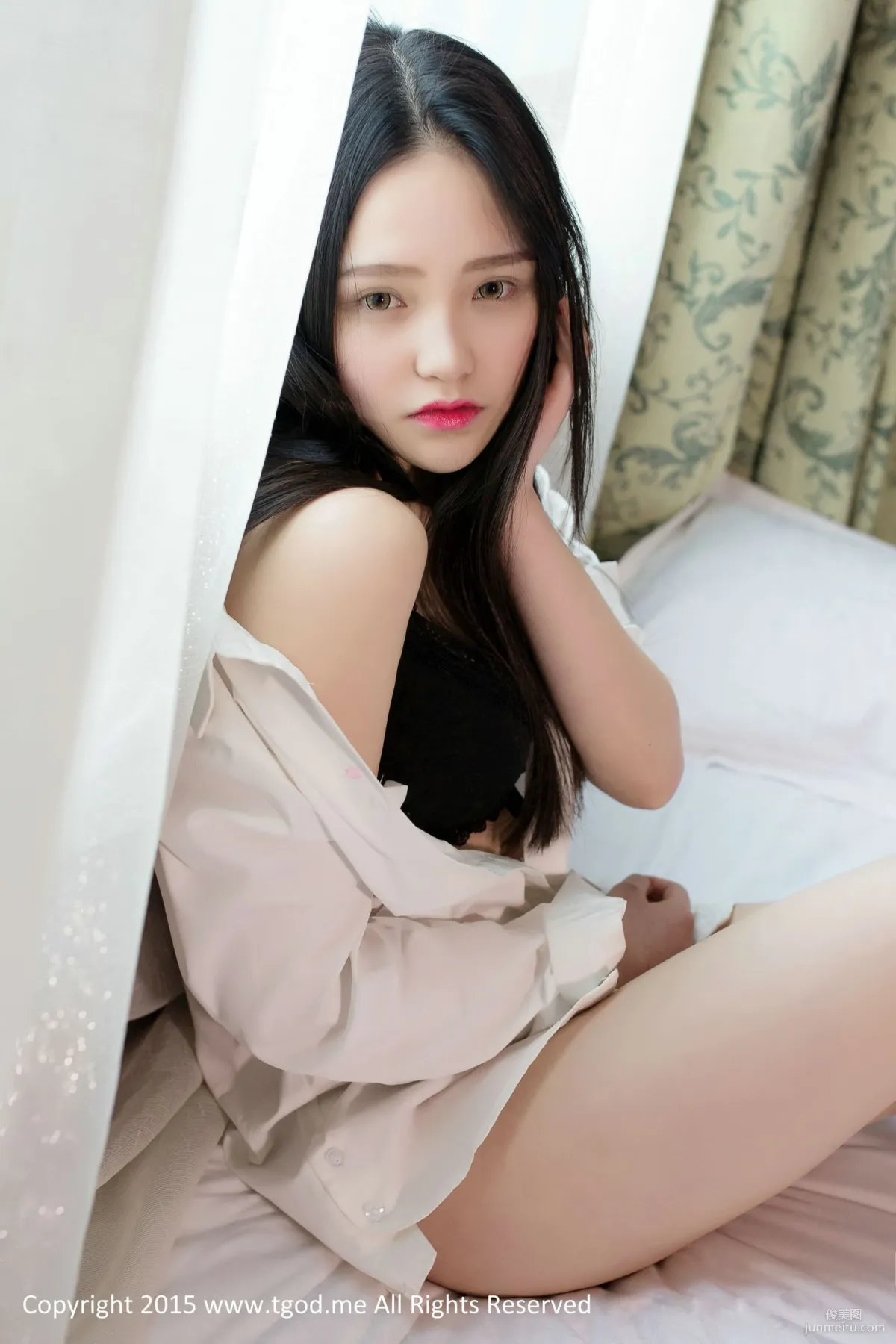 可愛女神佩佩Cassie 《皮草VS白襯衣》 [TGOD推女神] 寫真集 14