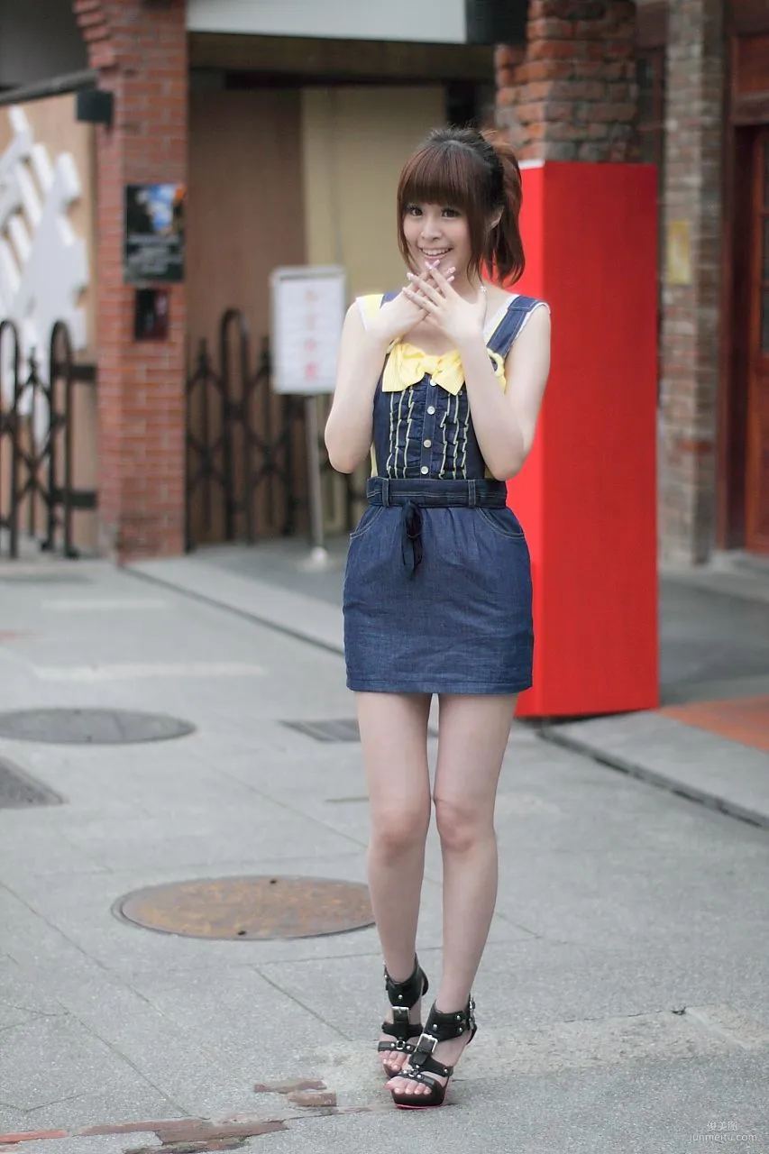 Li Yixuan: Web Idols photo 23