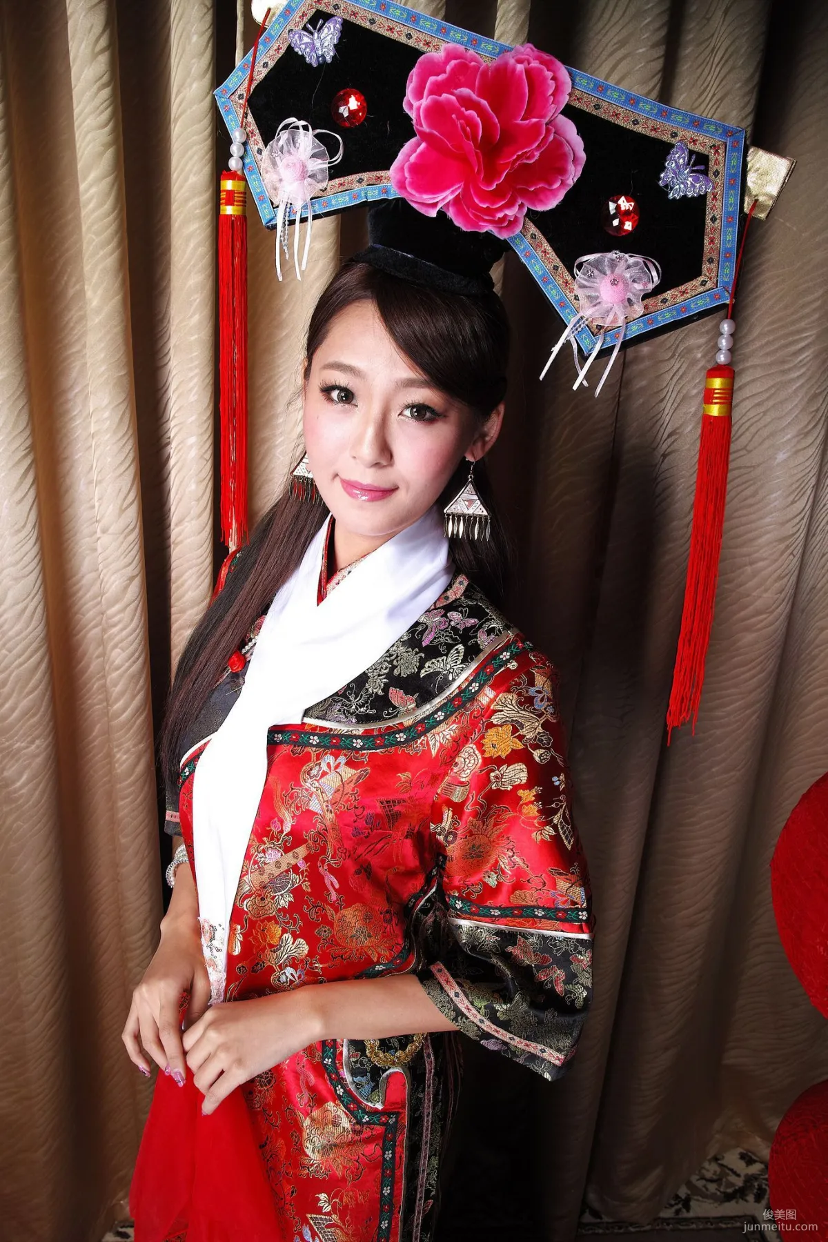 Winnie小雪、小羽《新春拜年 甄嬛格格》寫真集 42