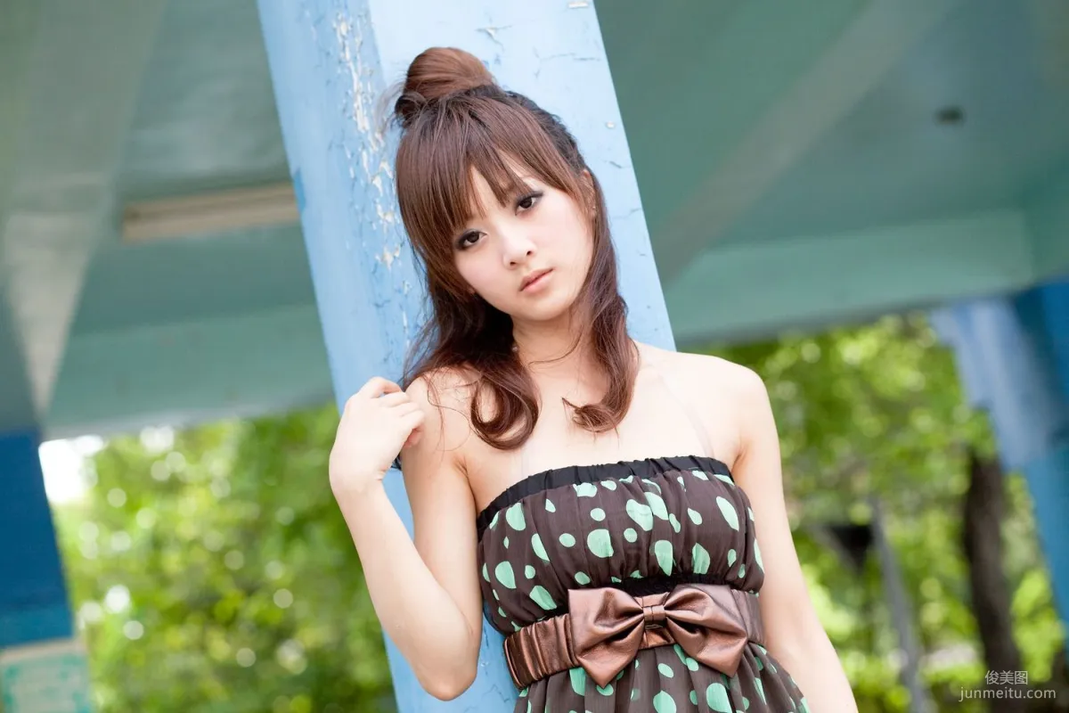 Guozi MM / Zhang Yunfei, Children's Traffic Museum Outdoor Shoot Part 2 Photo Set photo 8