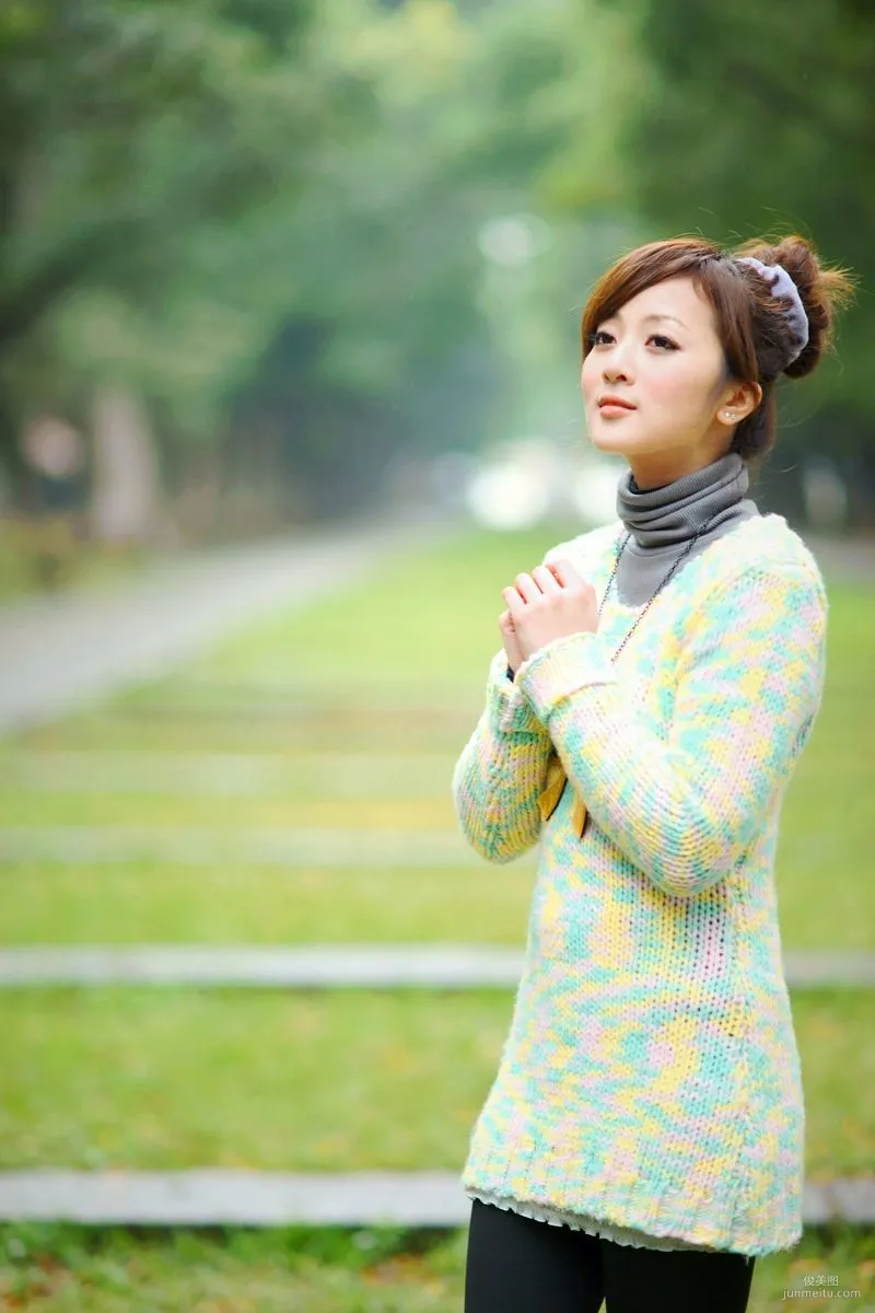 Guozi MM, Zhang Yunfei, Tunghai University Outdoor Shoot Photo Set photo 20