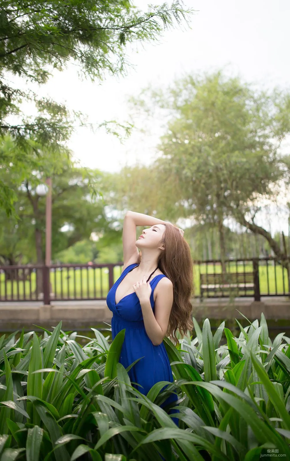 Taiwan Zhao Yun Syuan "Top Grade Blue Long Dress Goddess" Photo Set photo 53